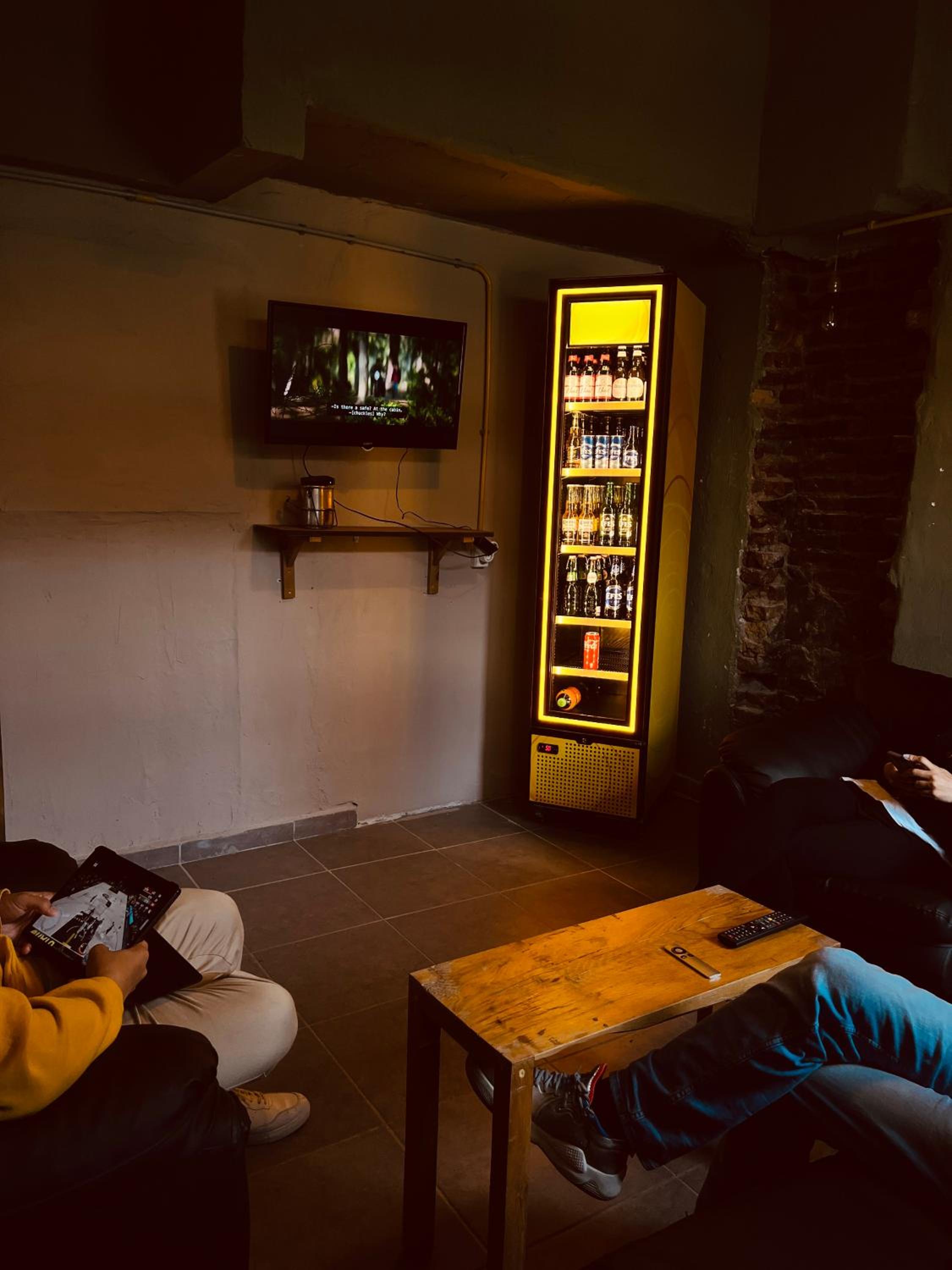 Berlin Hostel & Street