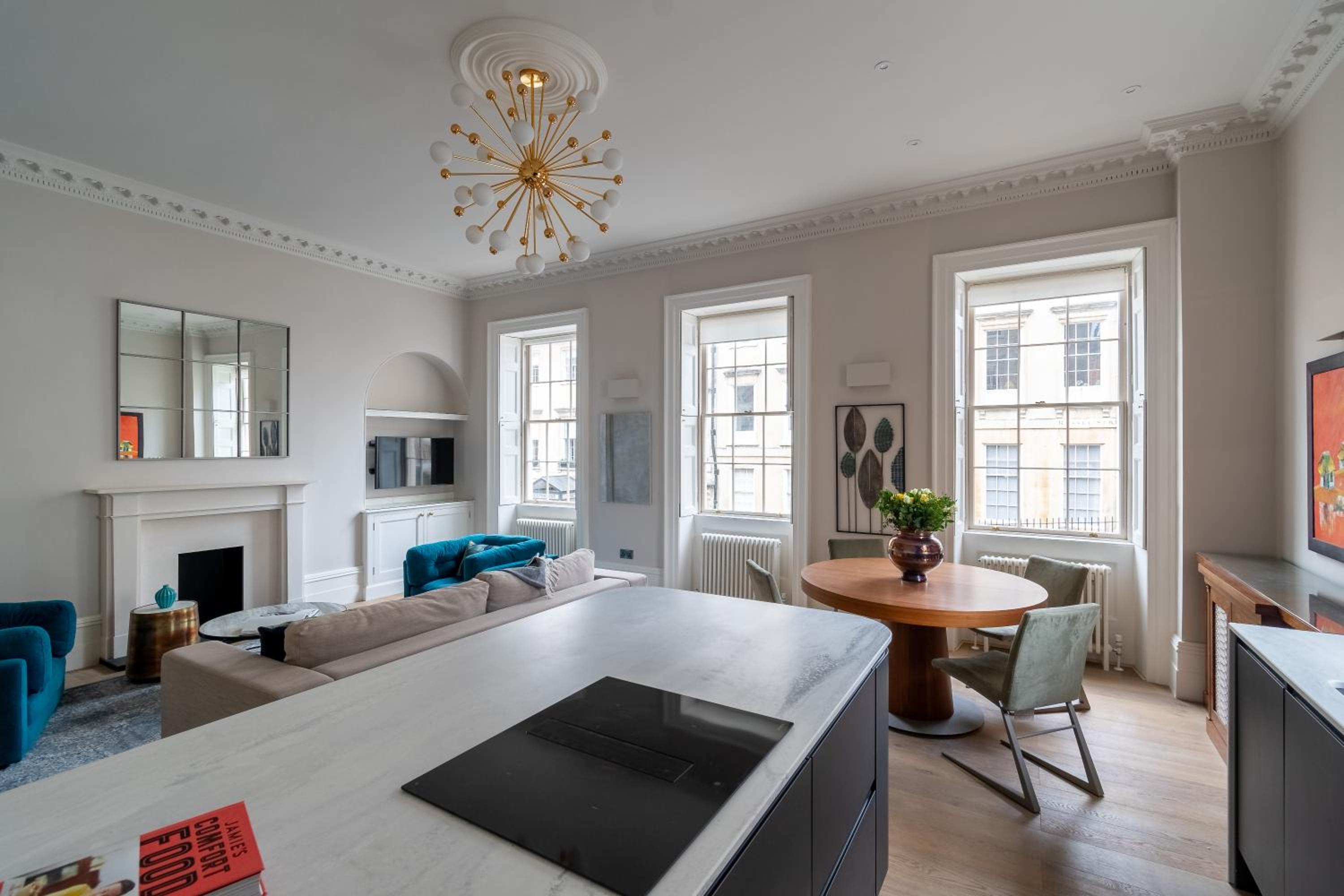 Russell House Suites