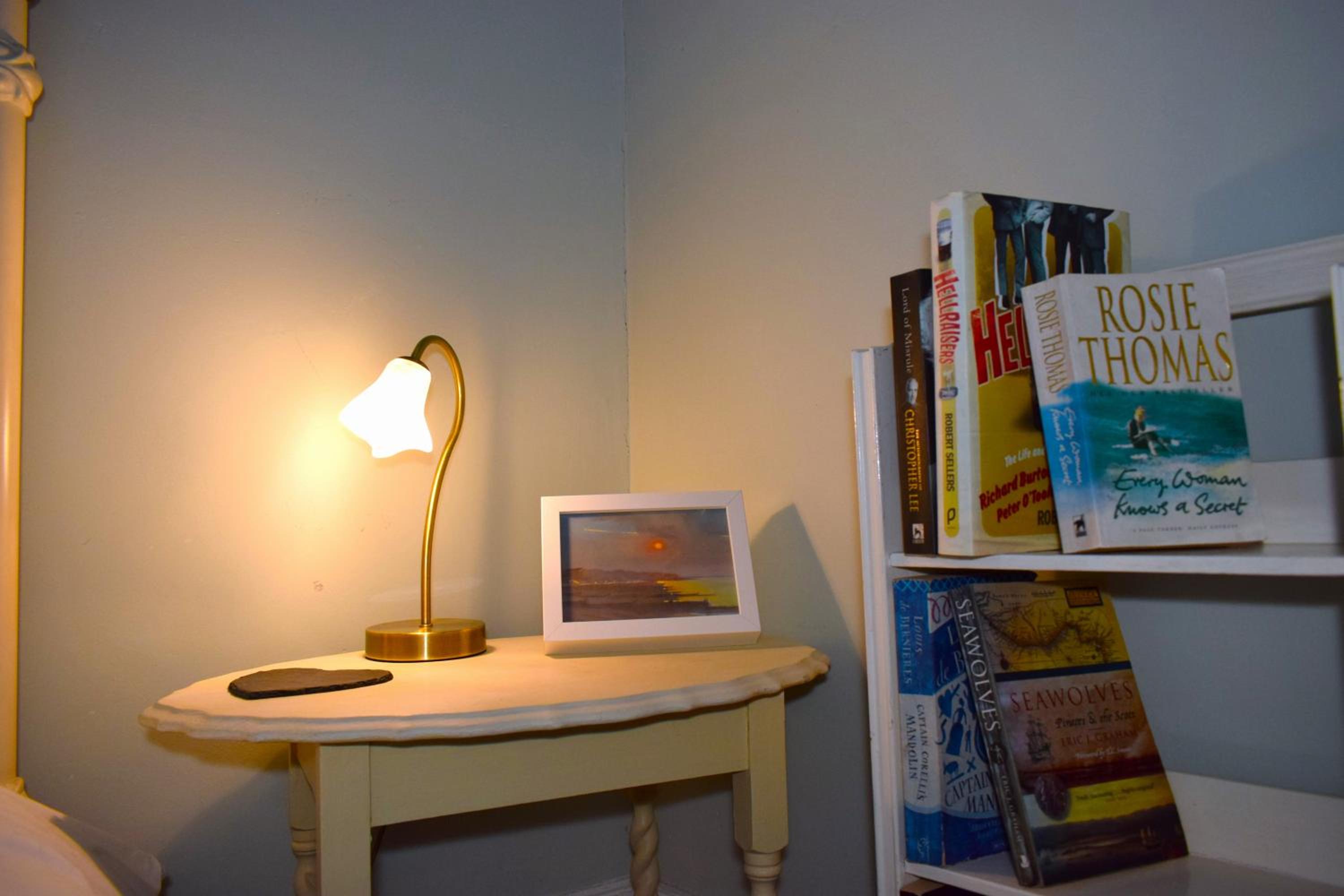 Margate Sunset Retreat - Direct Sea Views view 2