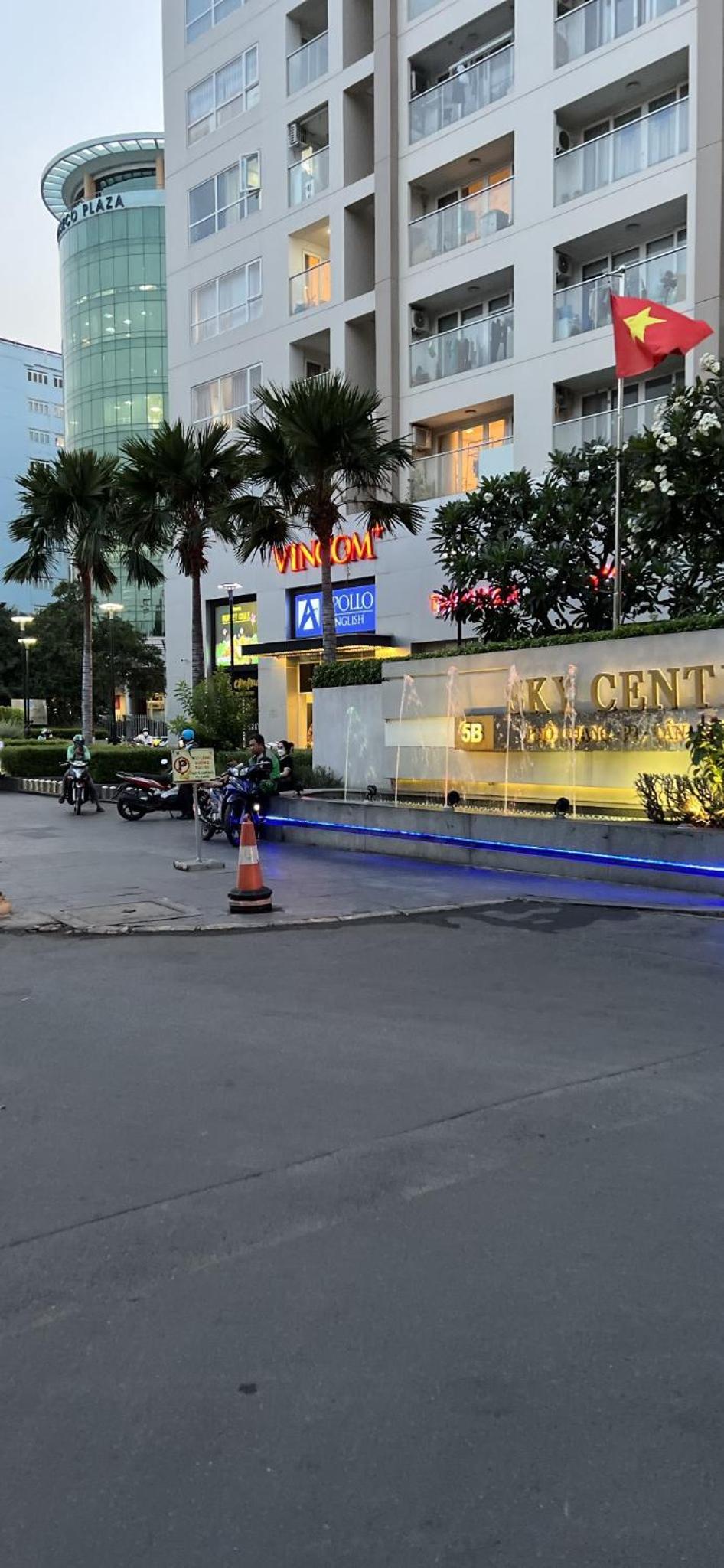 Apartment Sky Center Tháp A Gần Sân Bay Tân Sơn Nhất