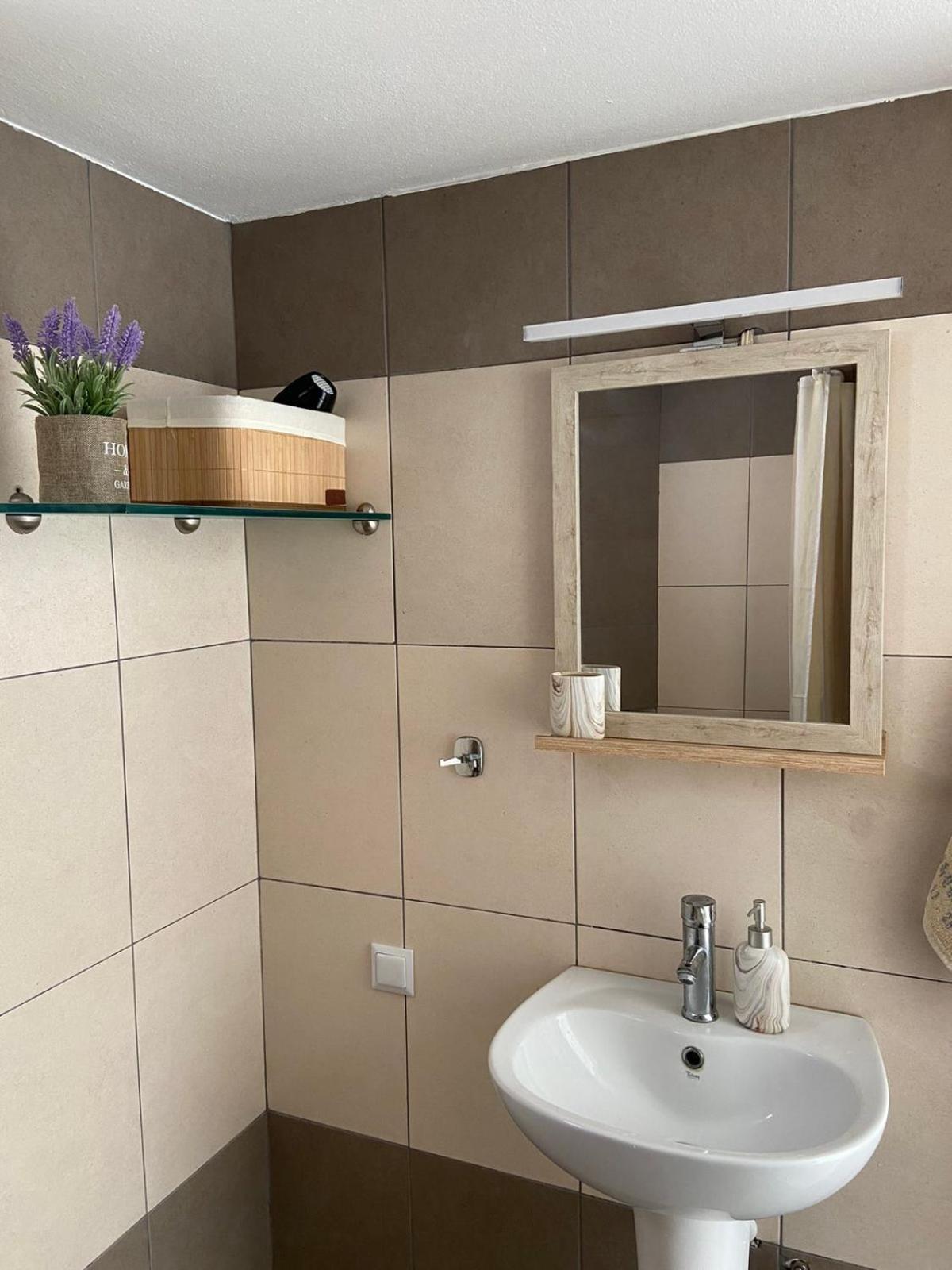 Acrogiali Home
