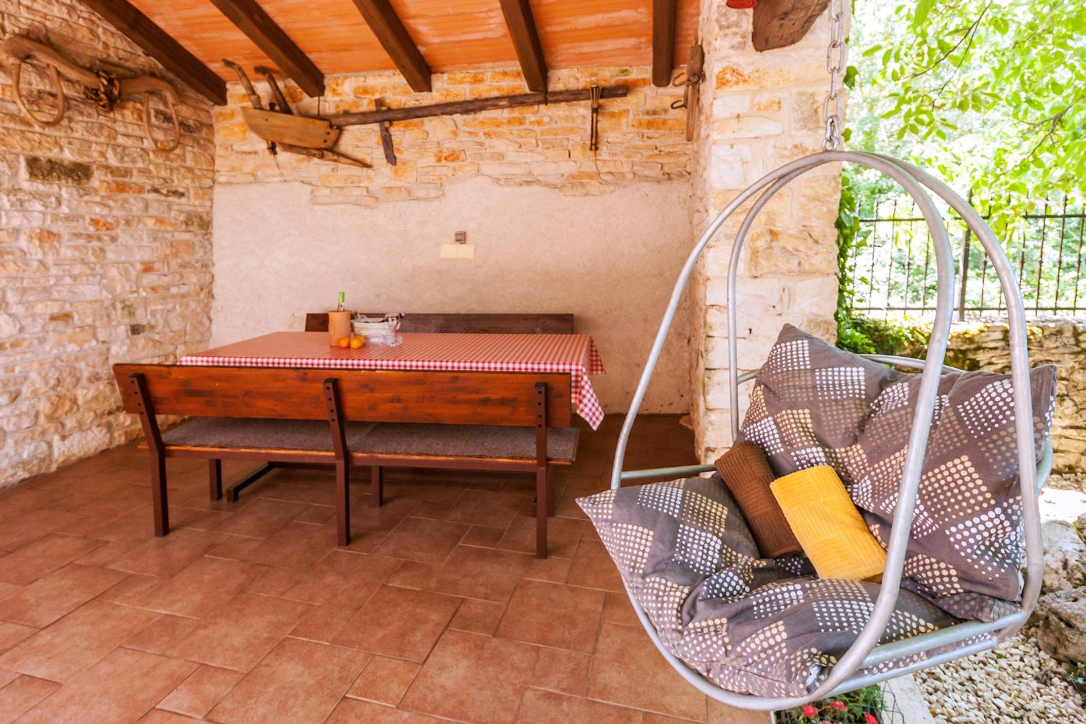 Authentic Istran House Peteh with Pool in heart of Istria view 5