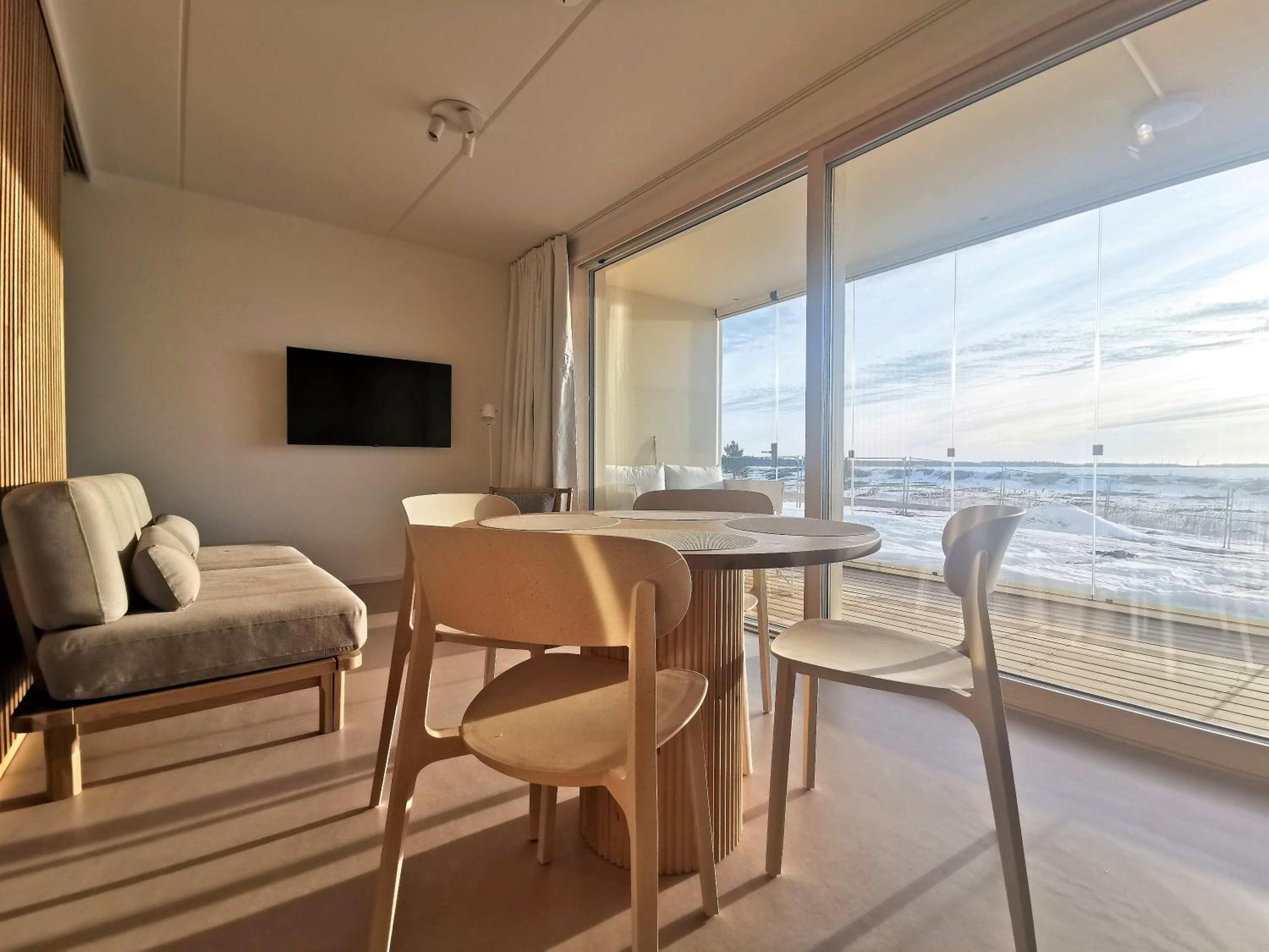 Marina Resort B3