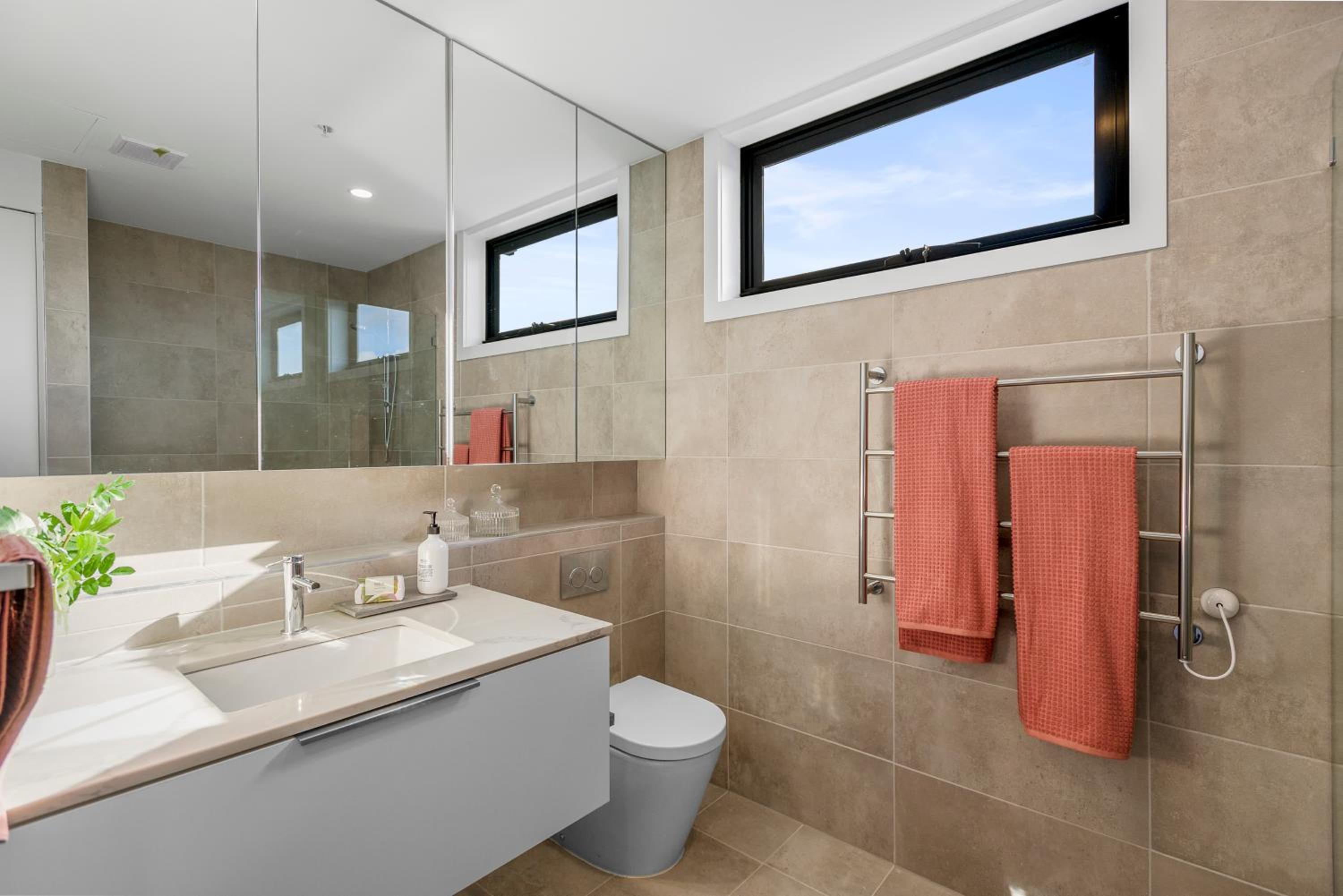 Queensview168 Apartments Moonee Ponds
