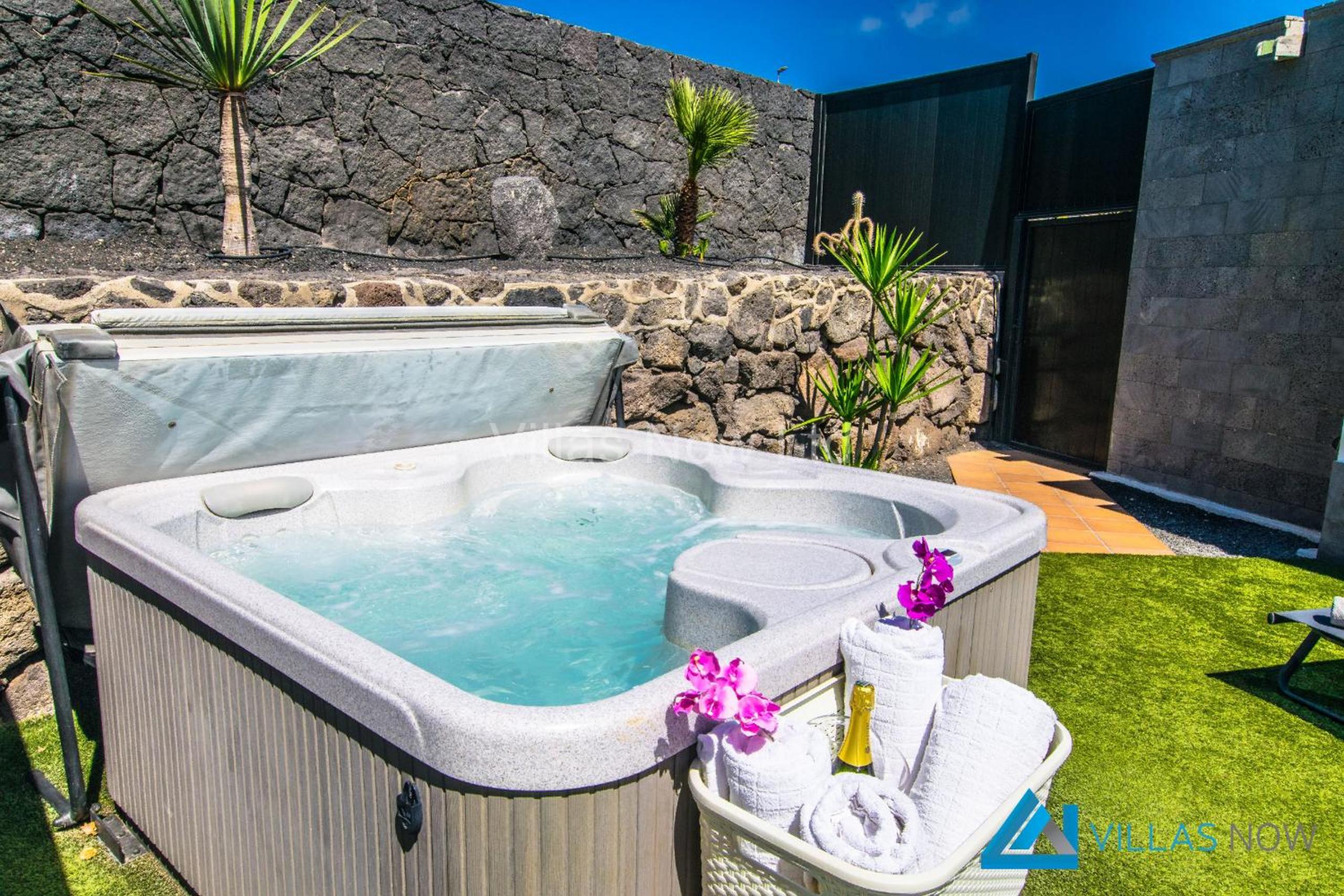 Casa Bonita - LH144 By Villas Now Ltd view 2