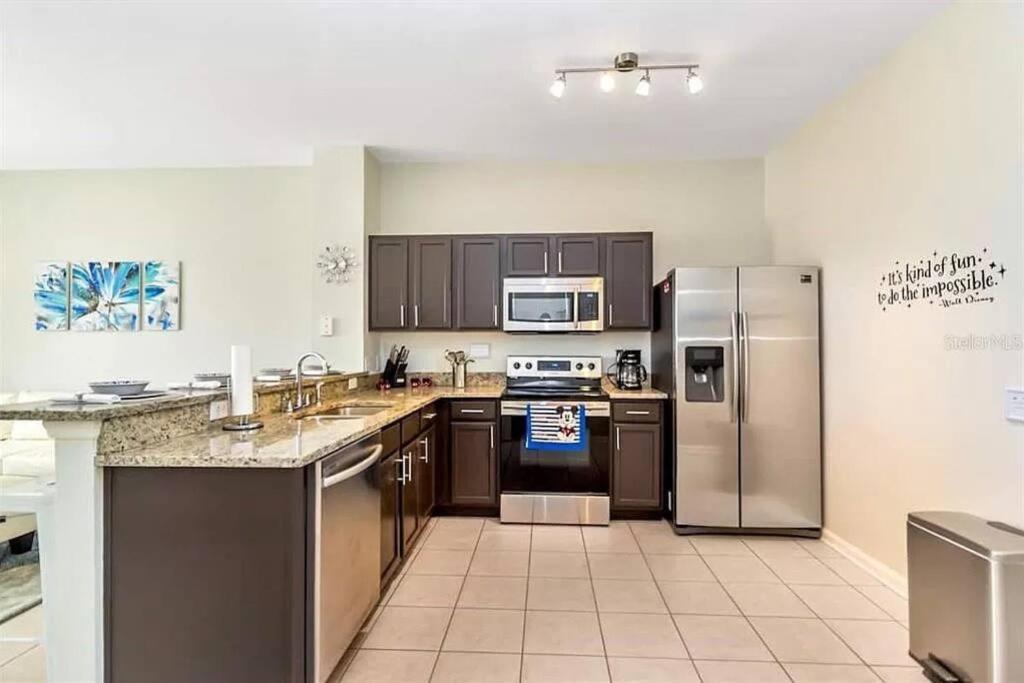 Minutes to Disney, Free Water Park & Private Pool