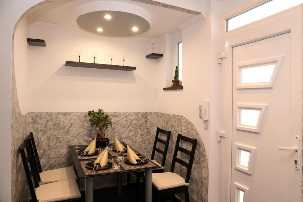 Jungle Apartment Szeged view 4