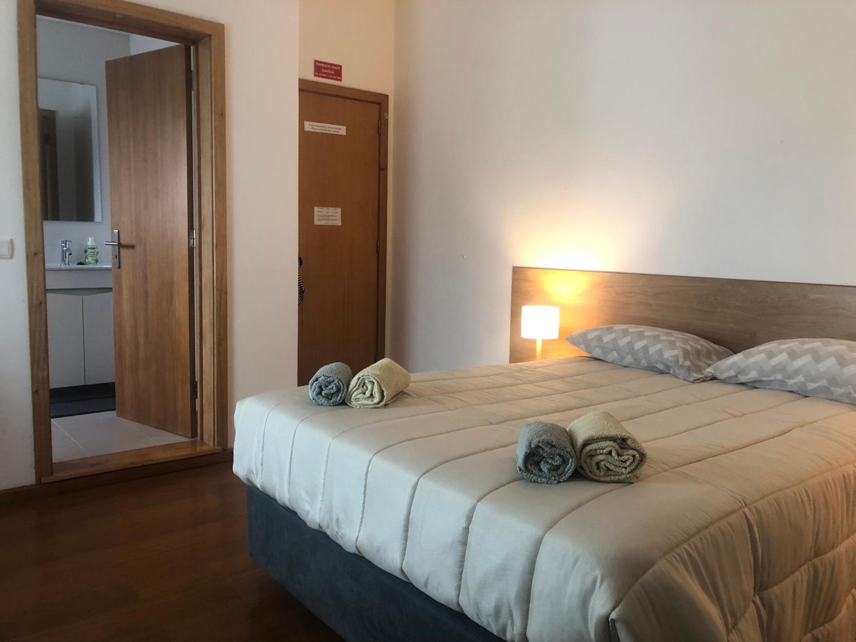 AZORES HOLIDAYS HOUSE -B&B - Suites - Self Check-in KEYBOARD view 5
