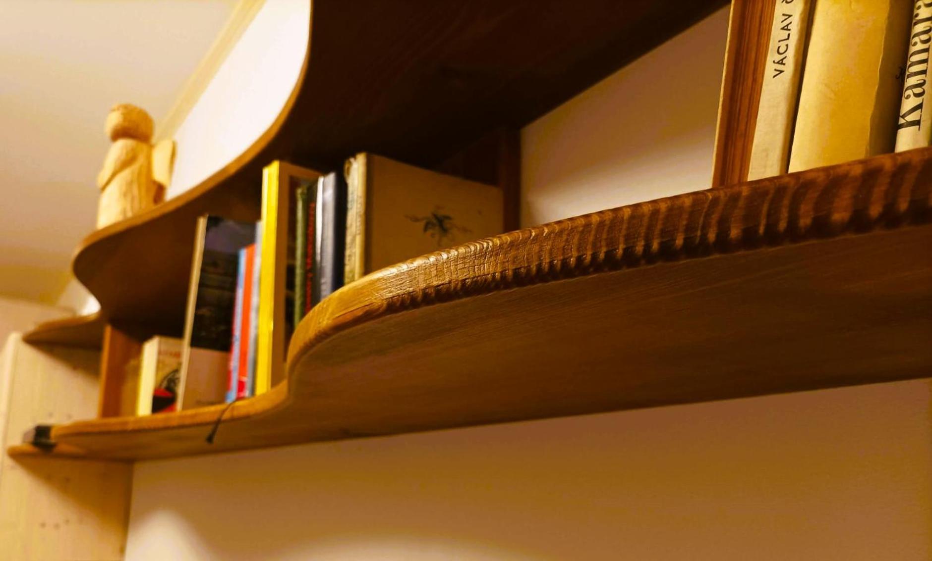 Červený Stylový Apartmán 3 km od Malé Skály