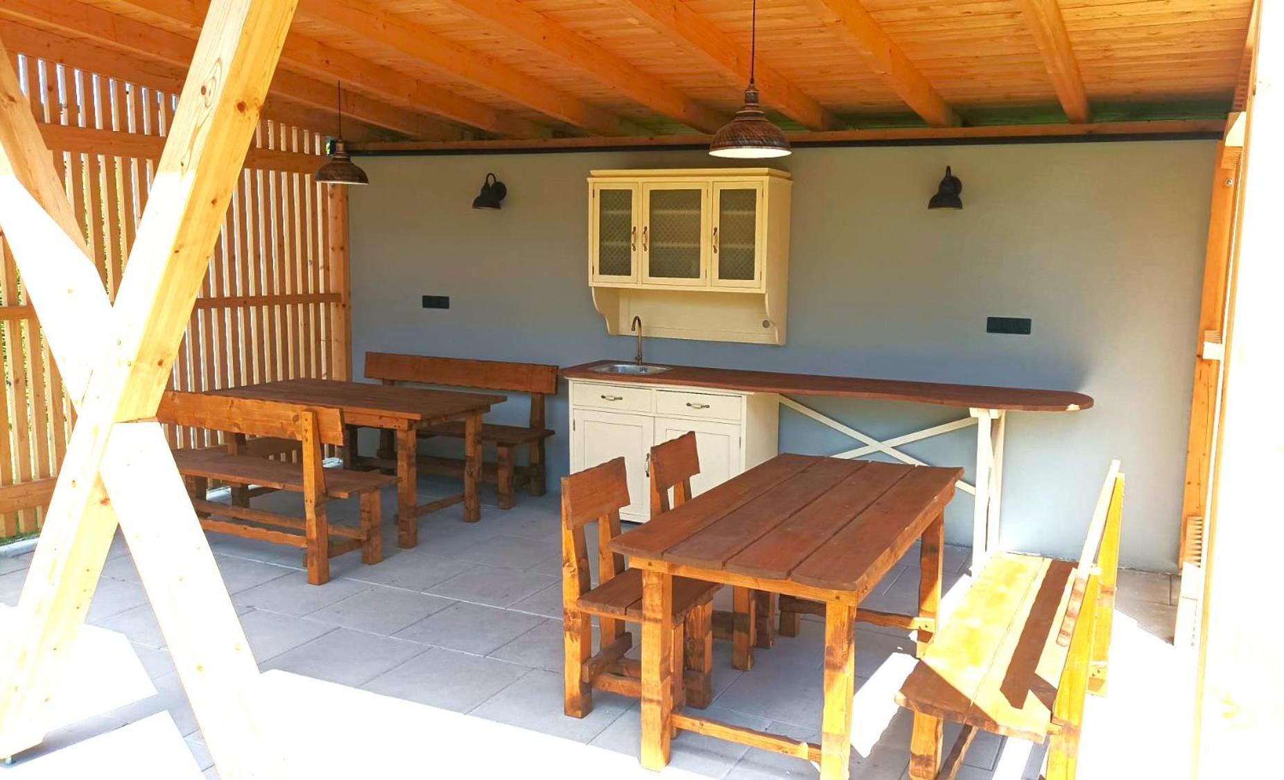 Červený Stylový Apartmán 3 km od Malé Skály