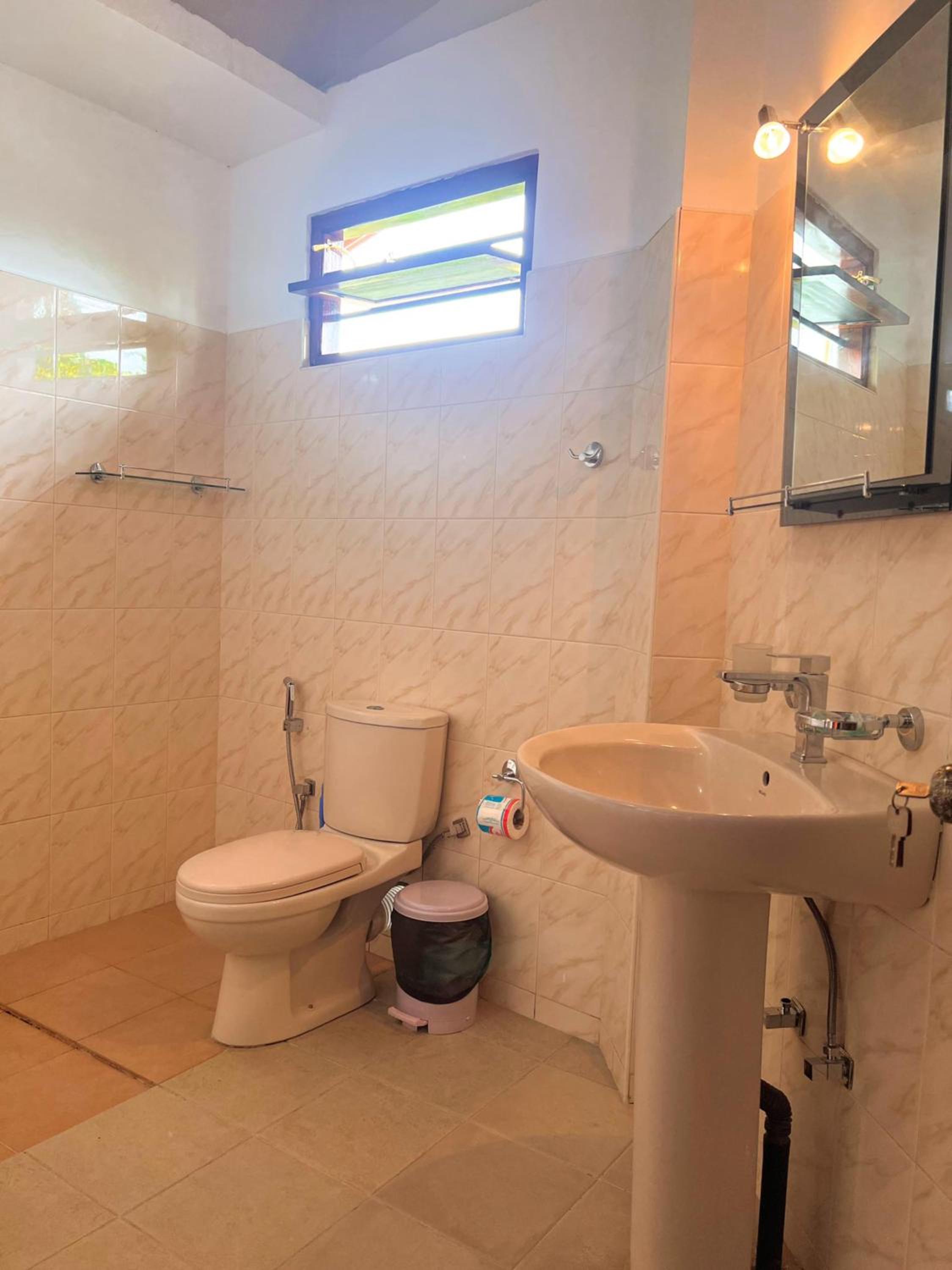 Hummus Hostel Hikkaduwa