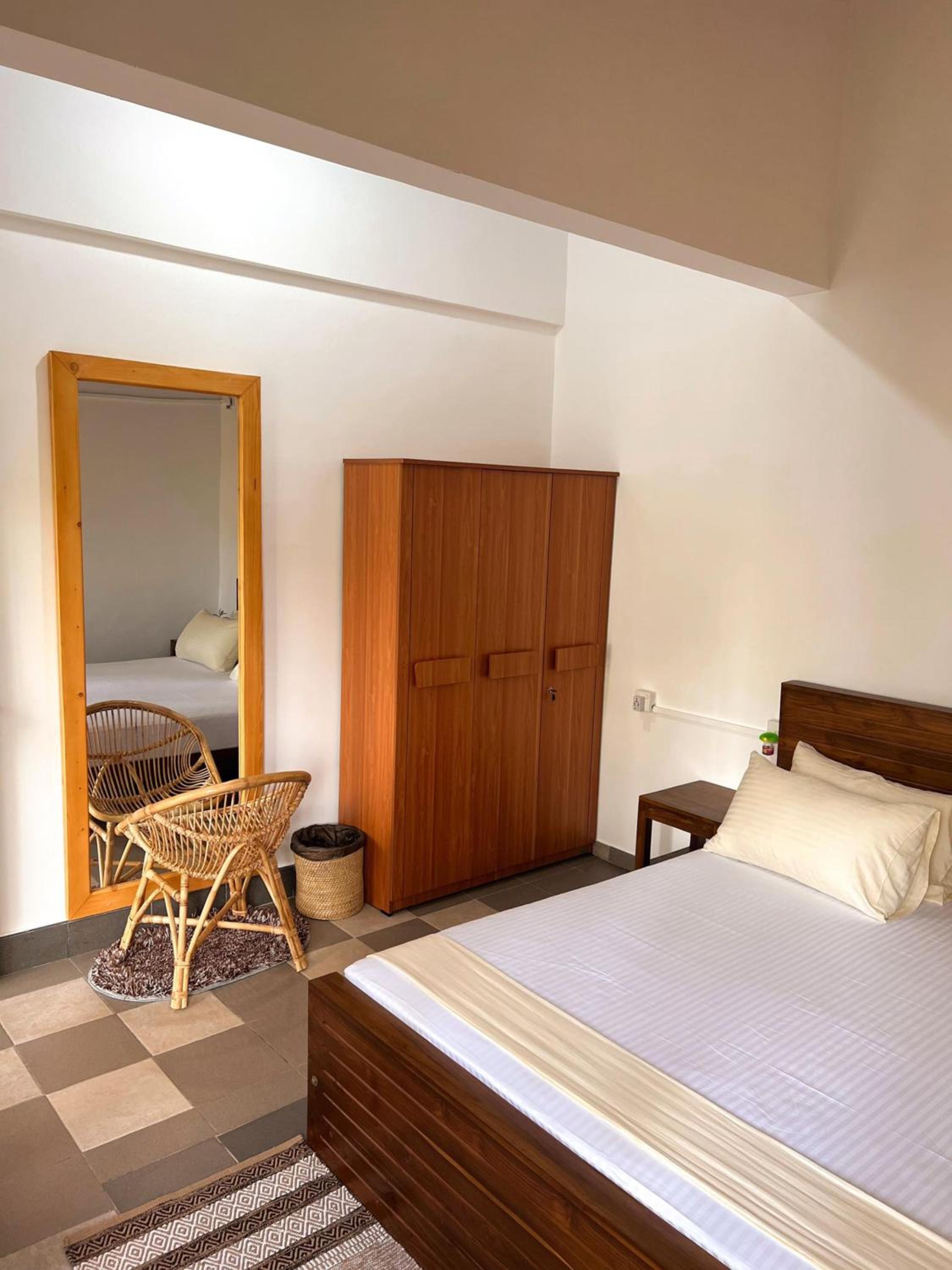 Hummus Hostel Hikkaduwa