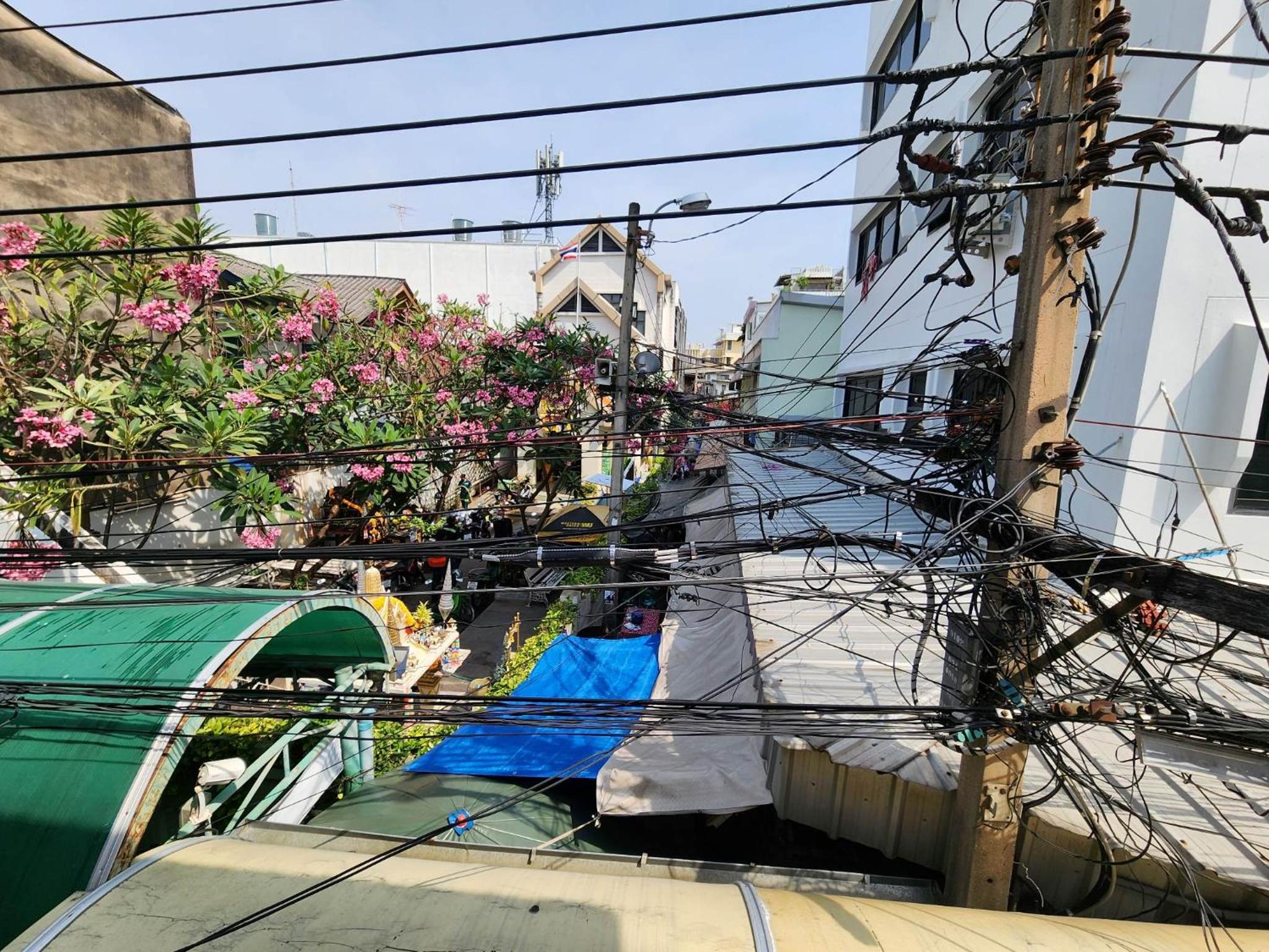 Lo-Ha Guest house, Contactless Check-in