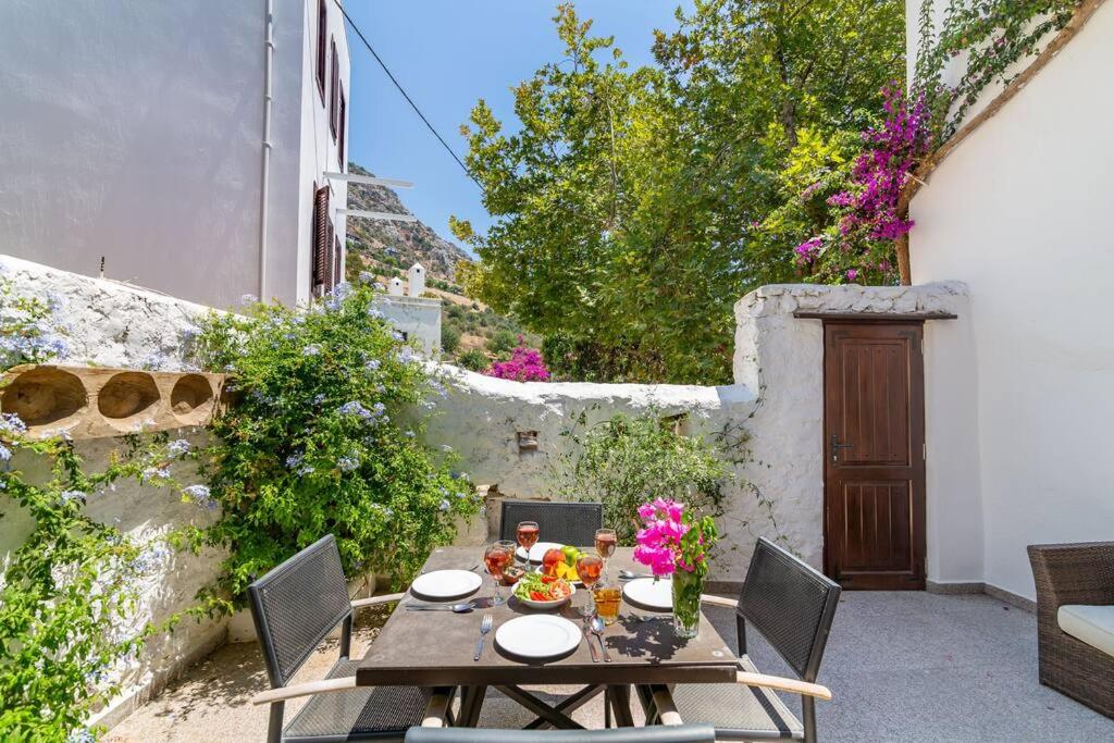 Korsan Minik-Pretty Two Bedroom Townhouse in Old Town Kalkan view 5