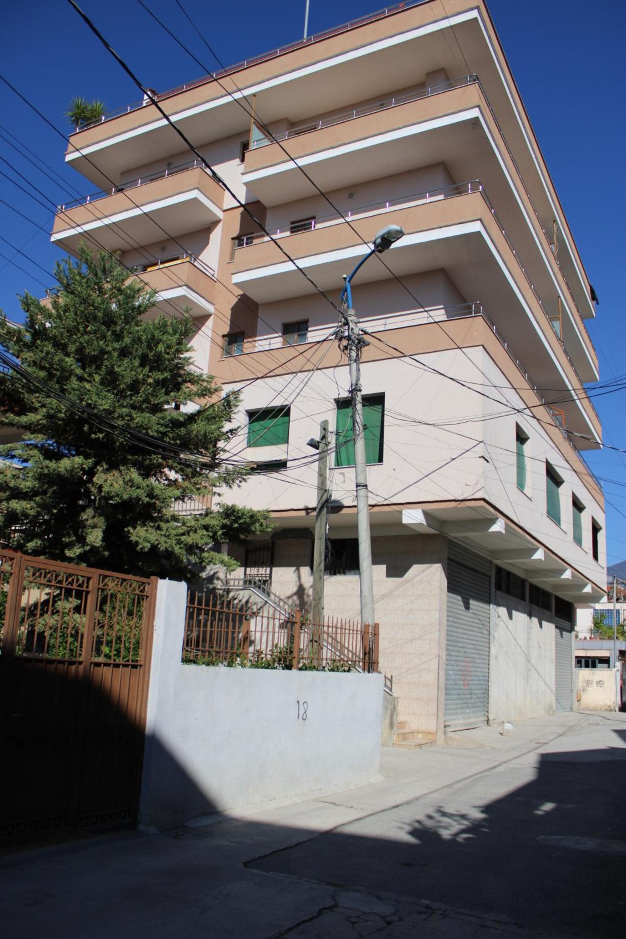 Deni's Family Apartment in New BLVD