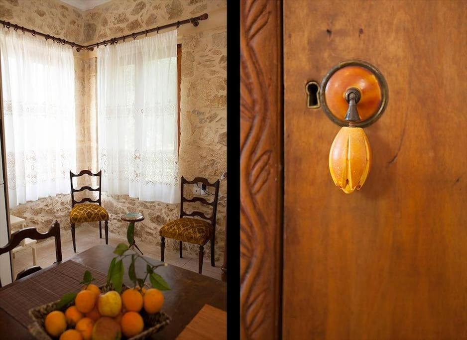 Cretan cottage of 1900 with beautiful olive yard
