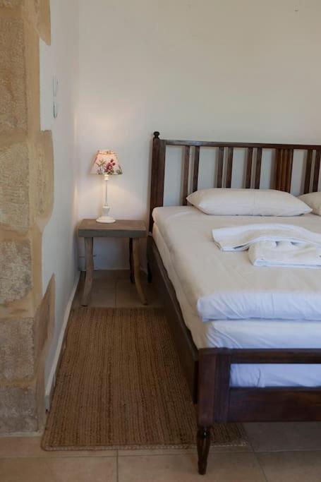 Cretan cottage of 1900 with beautiful olive yard