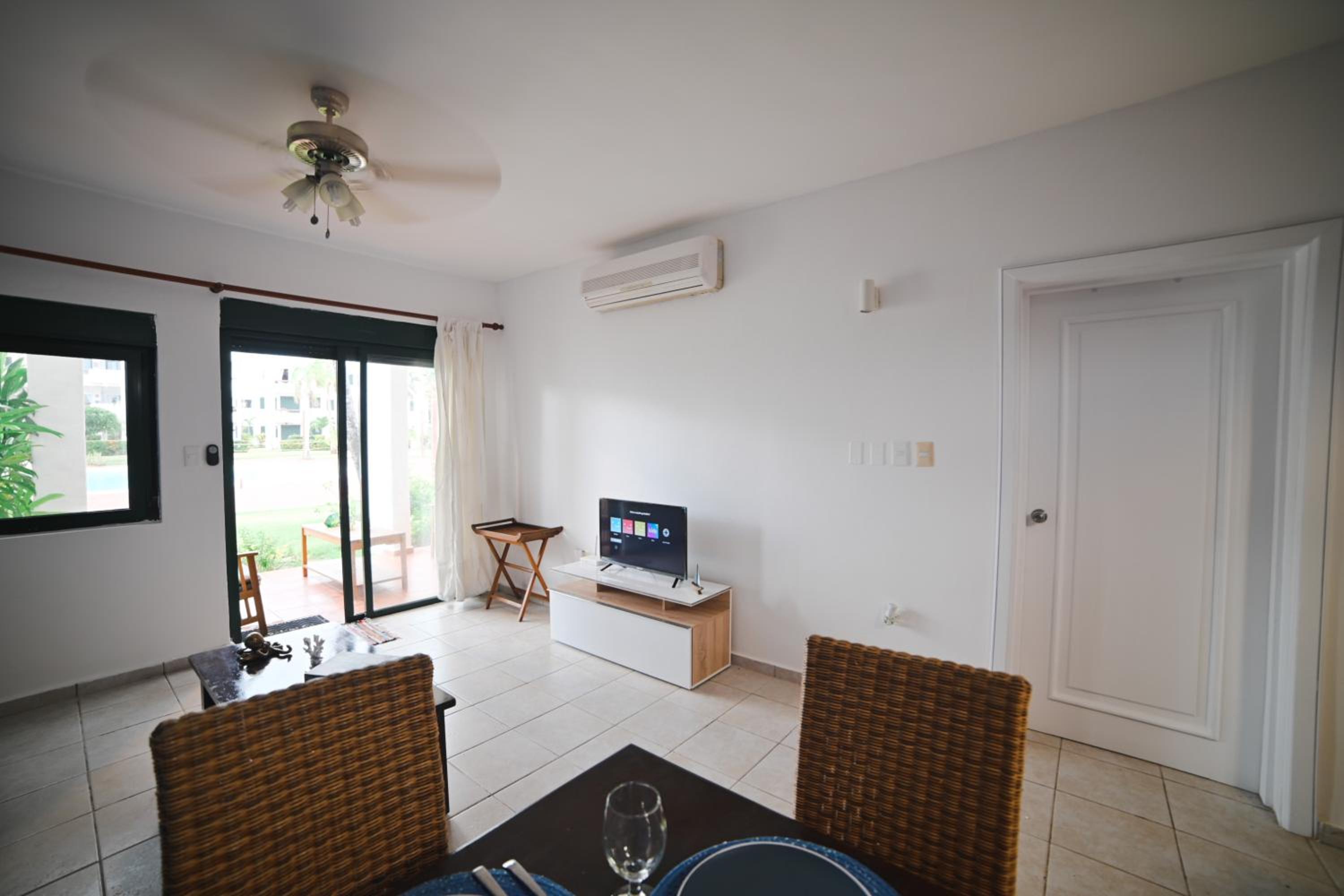 STANZA MARE 1 Br,2Br,3Br APARTAMENT ON THE BEACH view 3