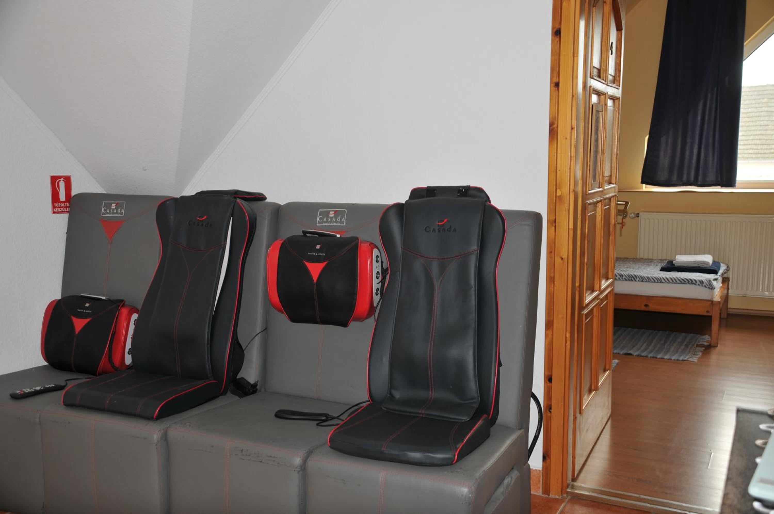 Casa Napsugár Panzió view 4