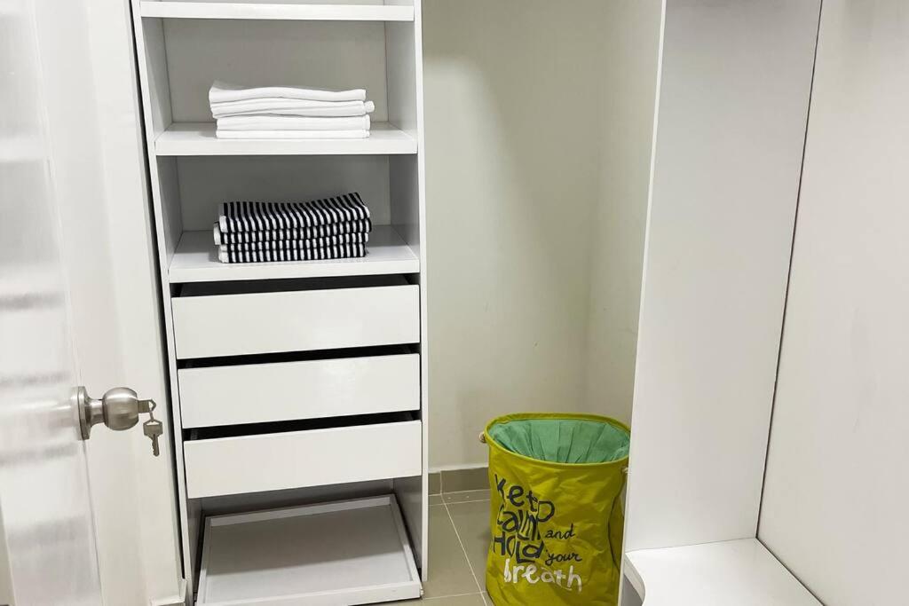 COMODO Apartamento en Cartagena Servicio Domestico Incluido