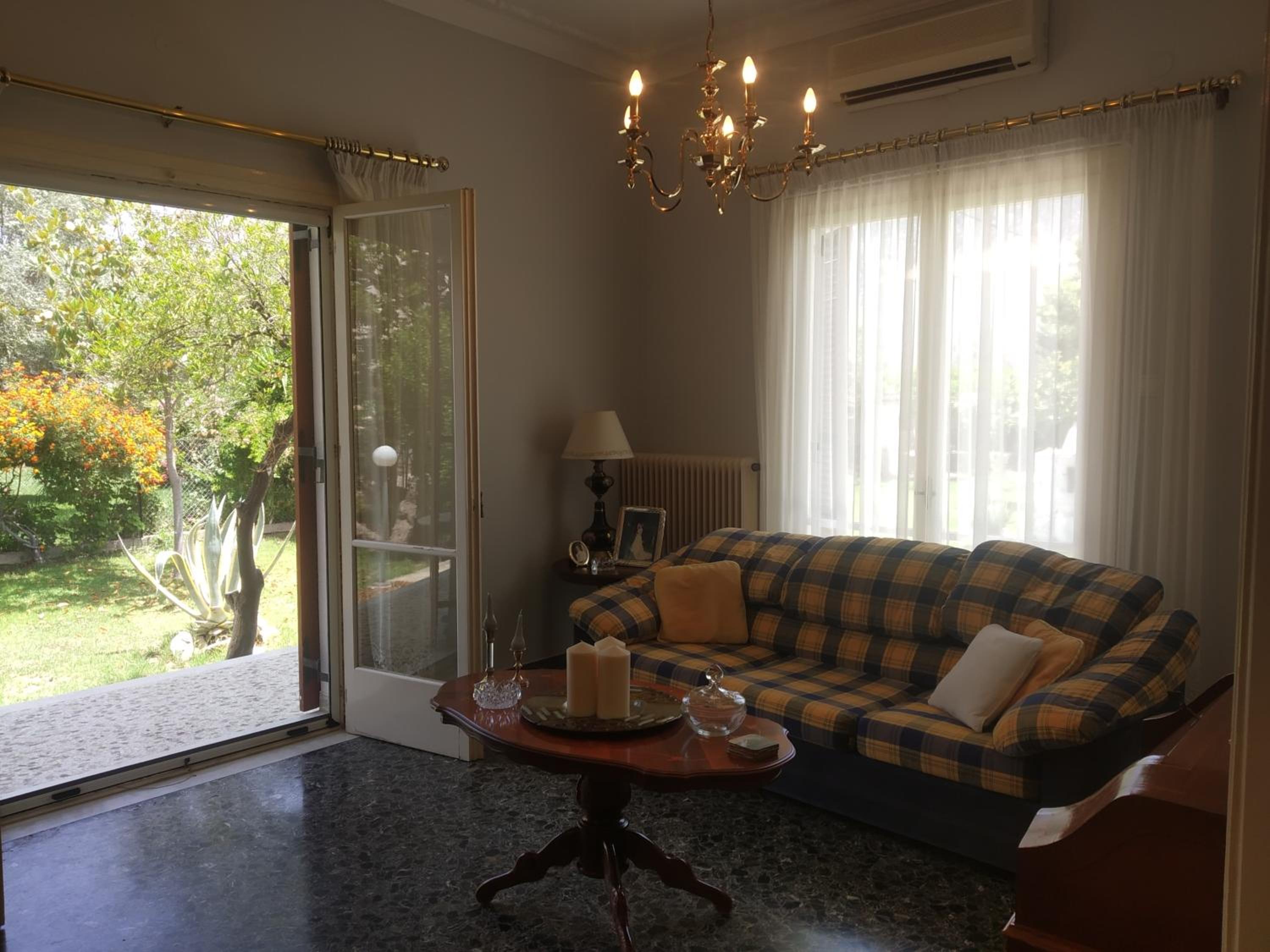 Itea's Garden House