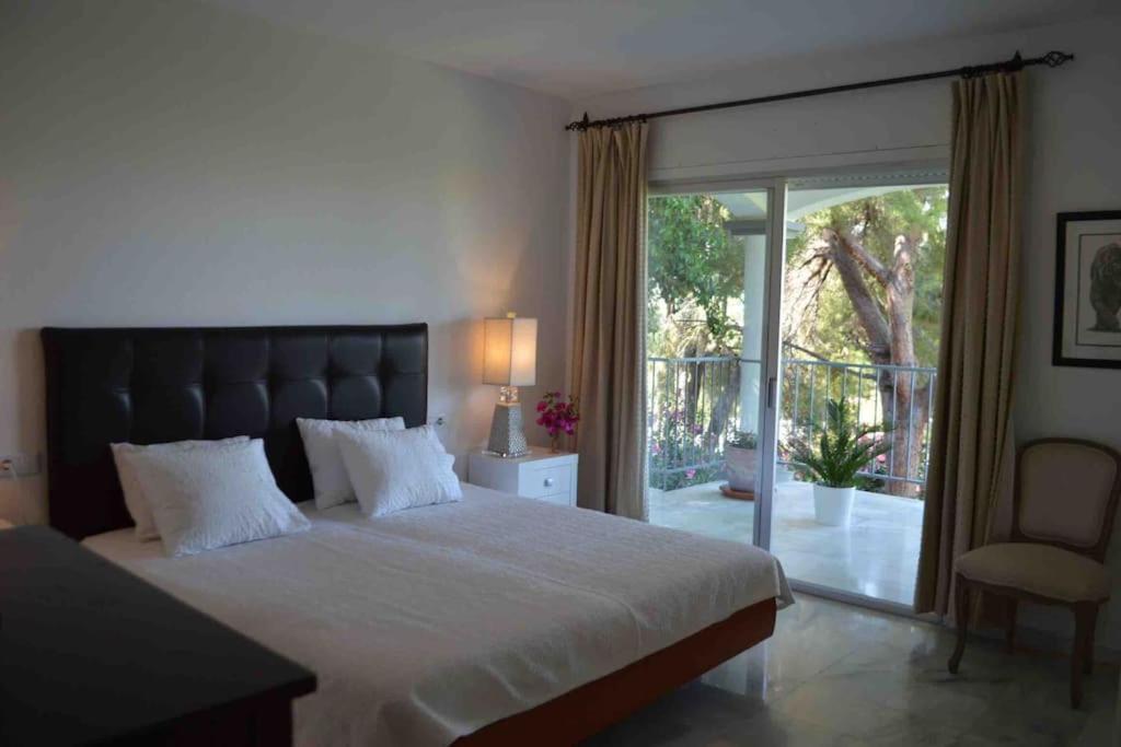 Villa Paradise close to Puerto Banus