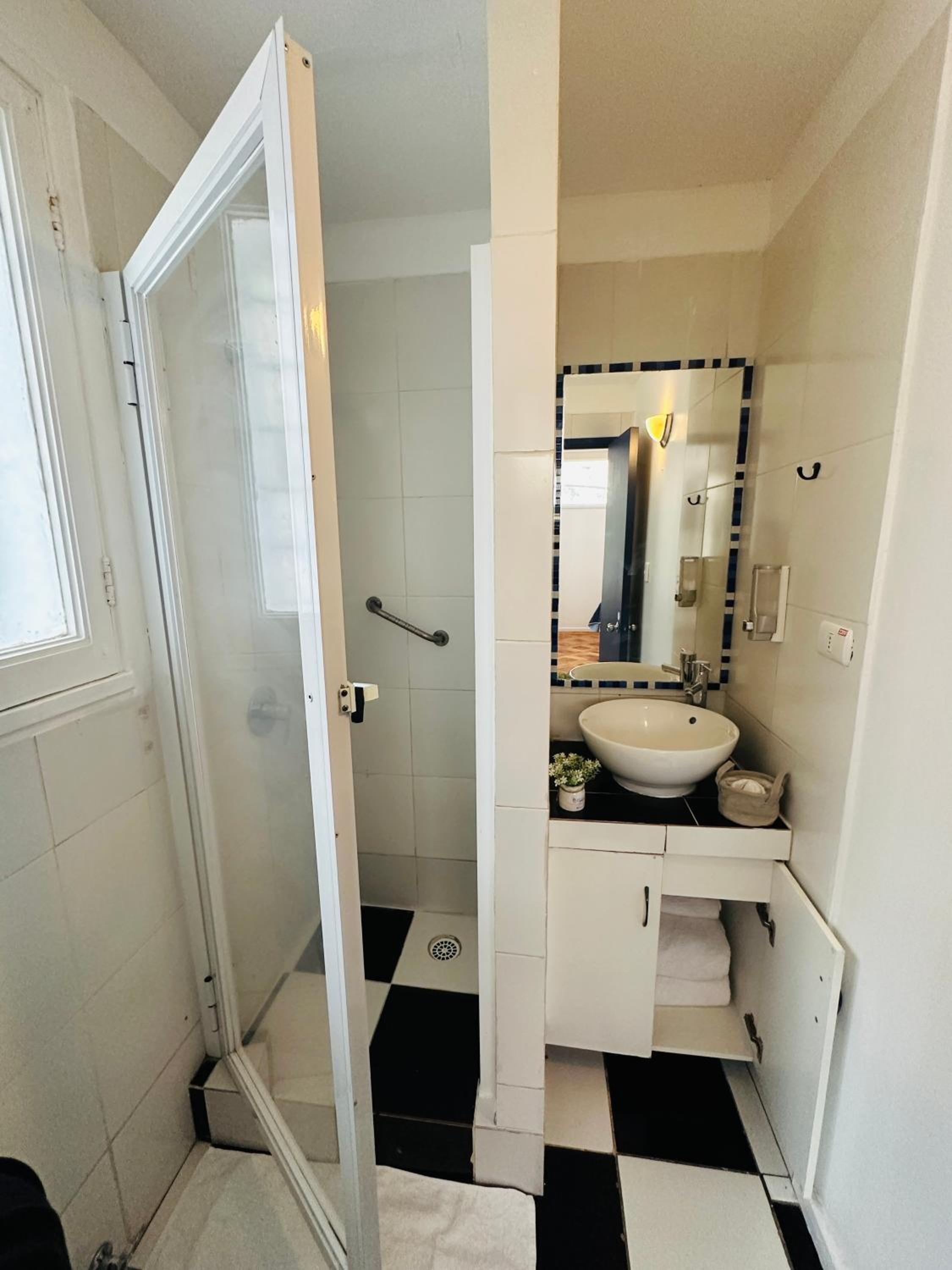 MAKTVB Europa - Hostal Boutique