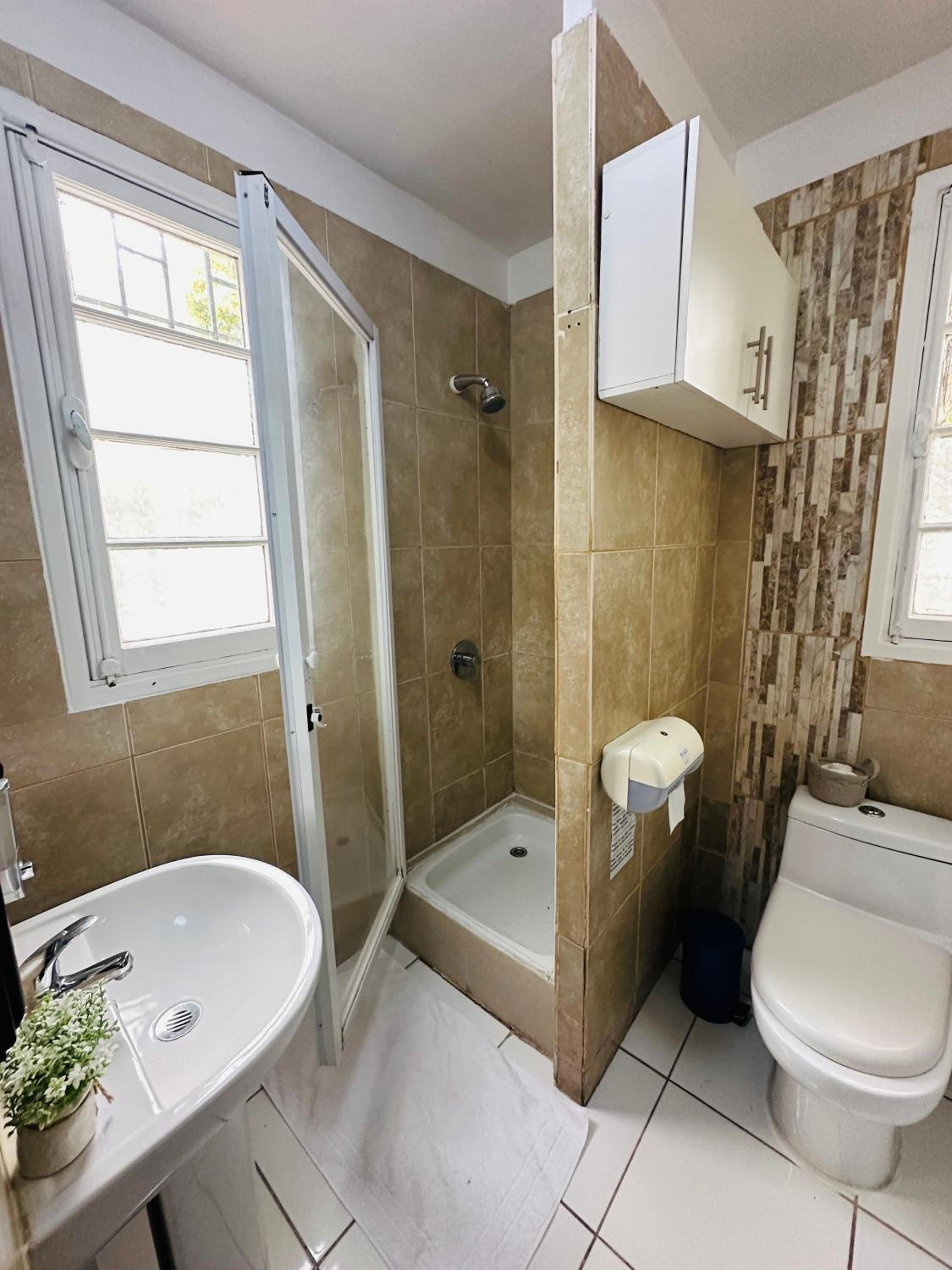 MAKTVB Europa - Hostal Boutique