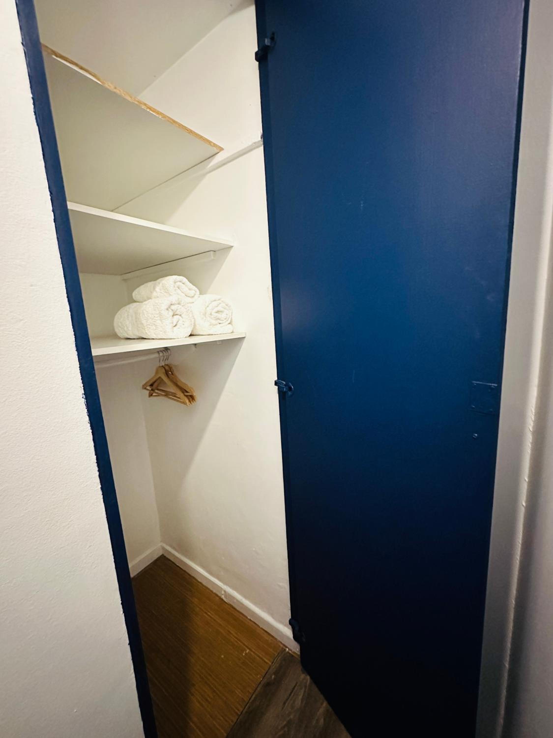 MAKTVB Europa - Hostal Boutique