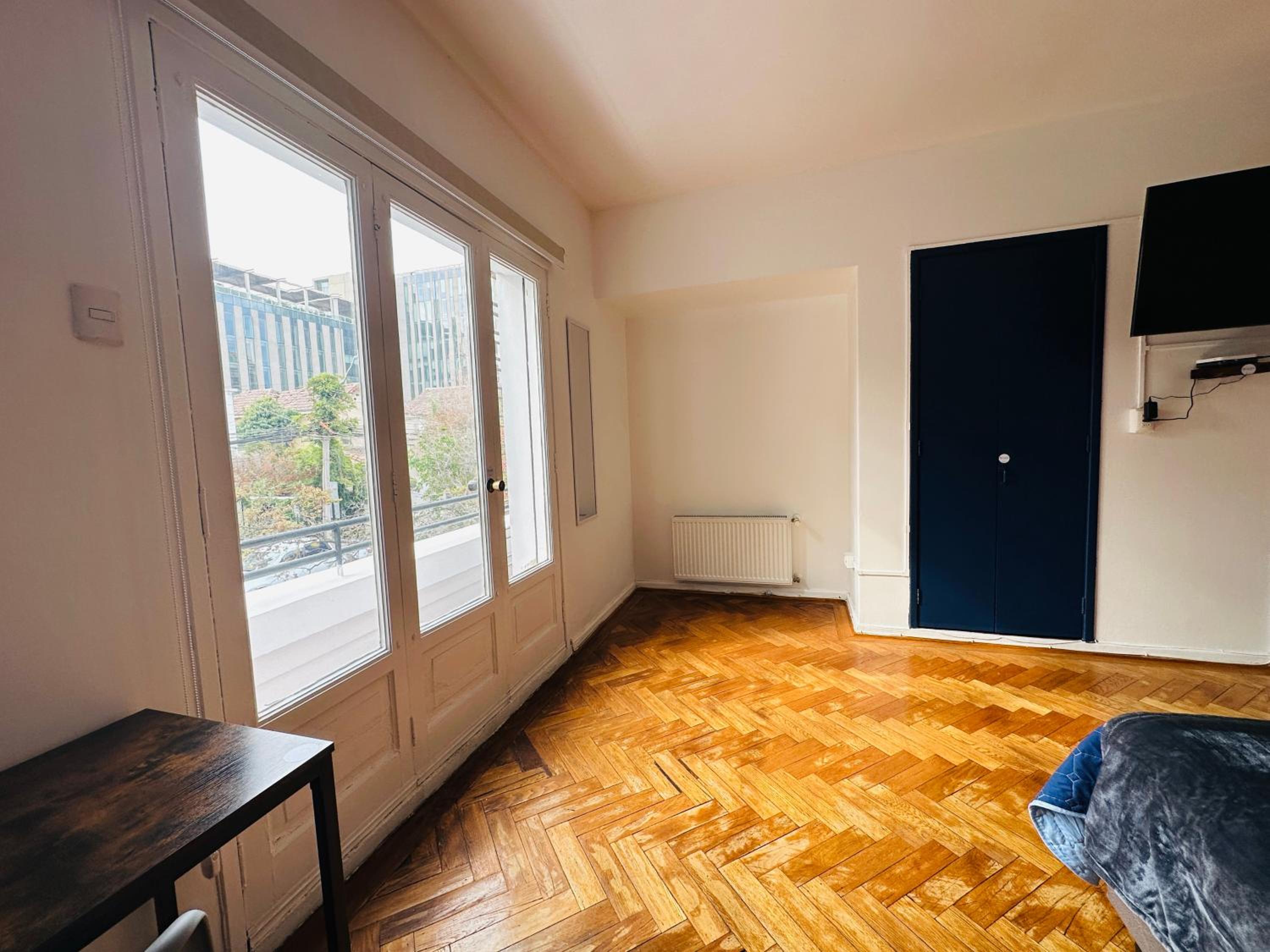 MAKTVB Europa - Hostal Boutique