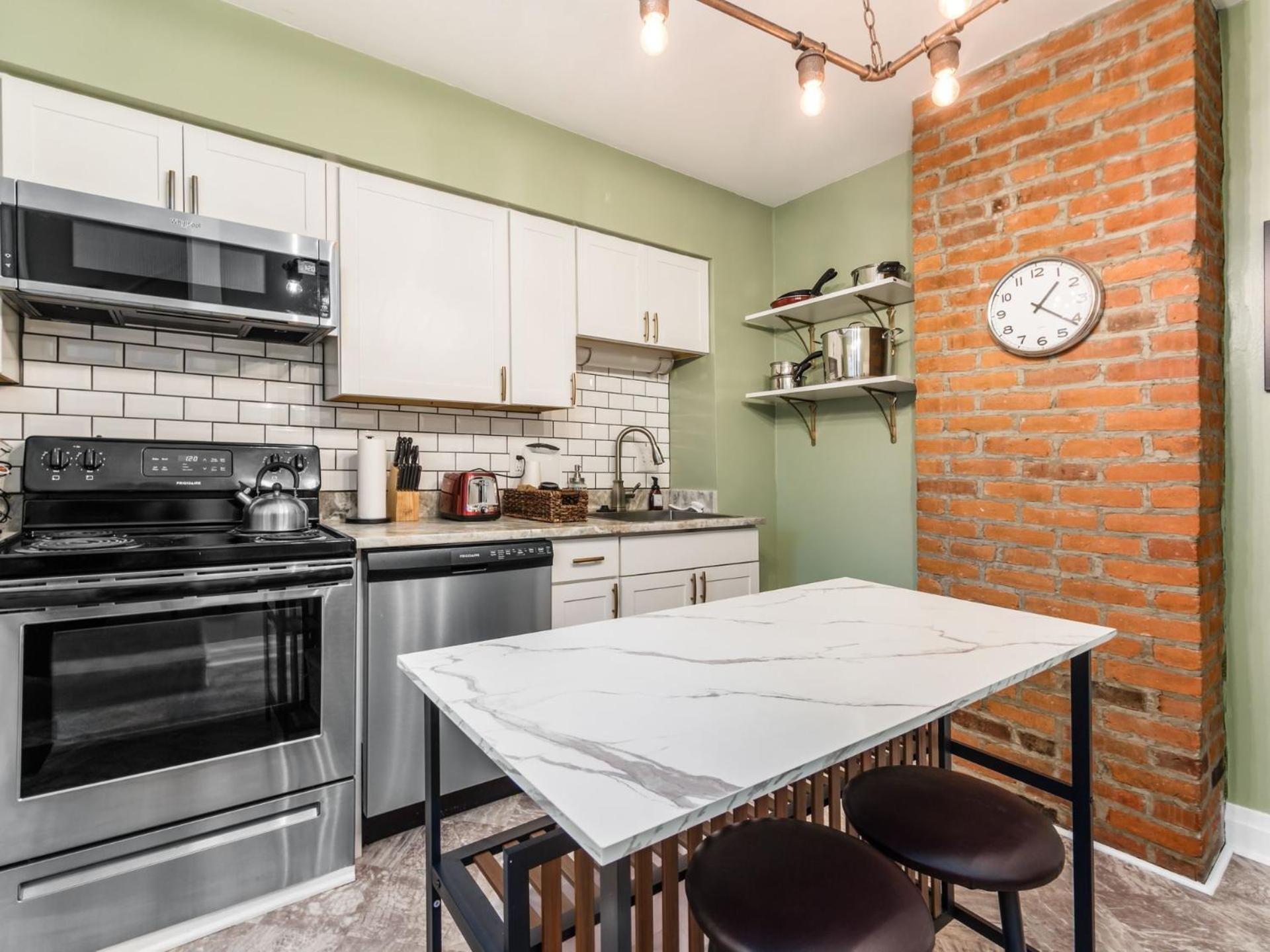 Blenkner BungalowGVillagePetsOK