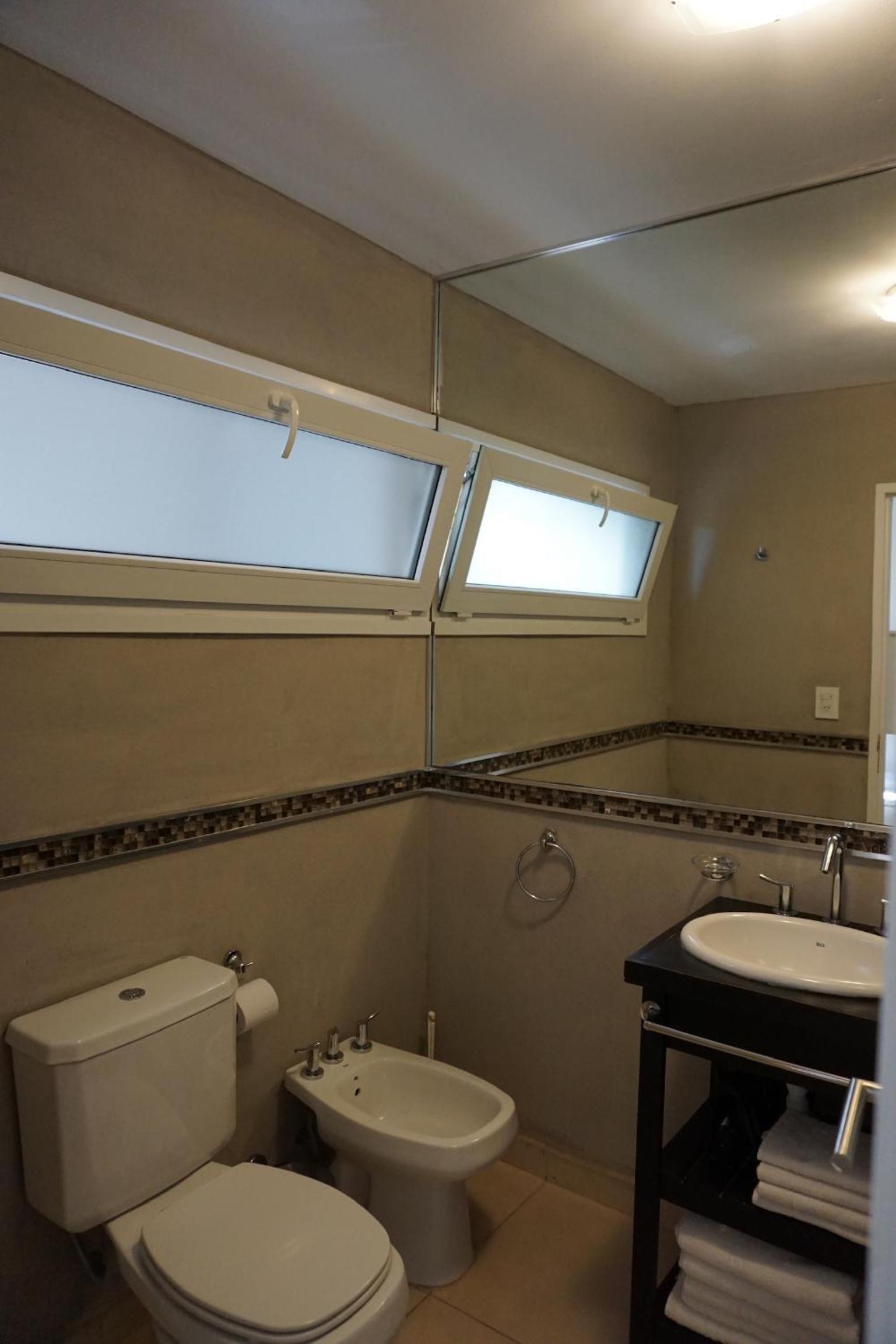 Aqualina Suites