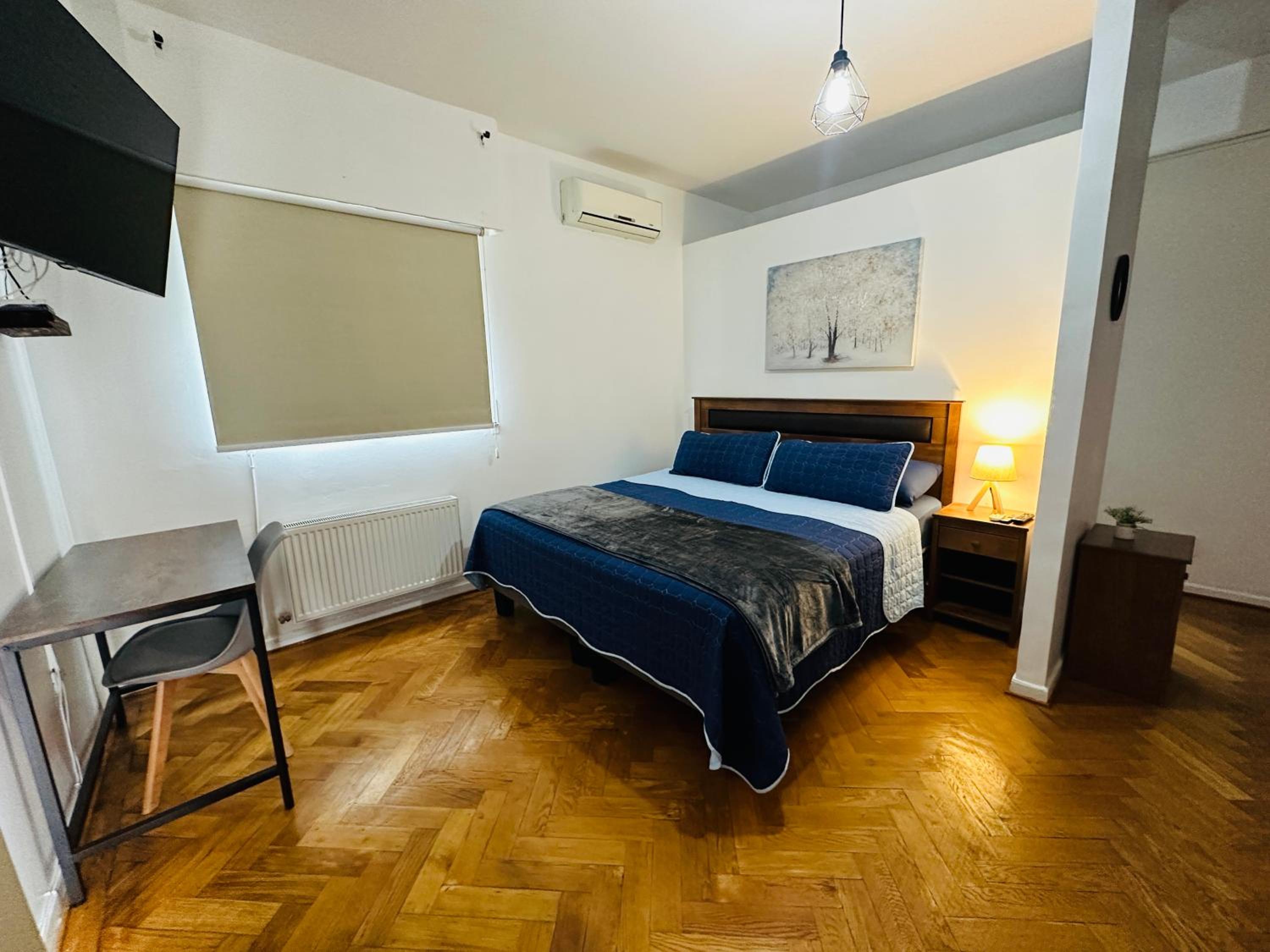 MAKTVB Europa - Hostal Boutique