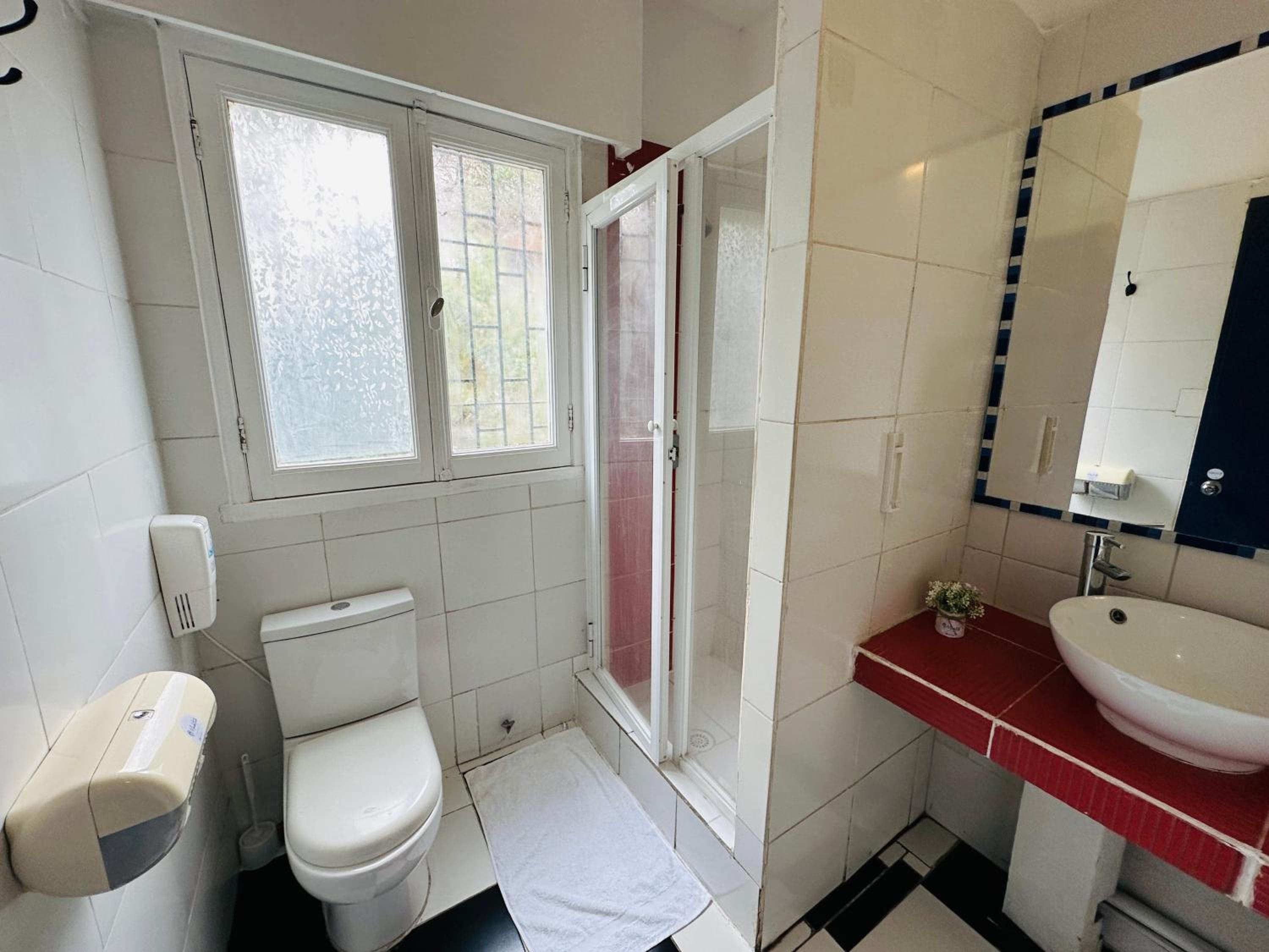 MAKTVB Europa - Hostal Boutique