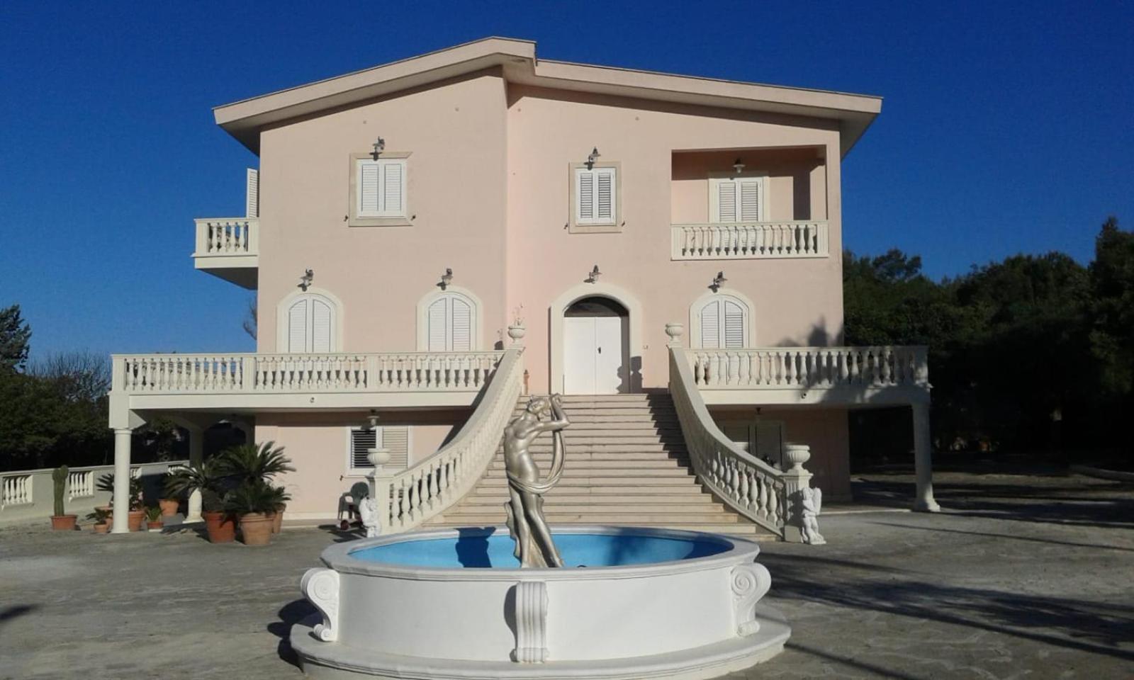 La Villa Alba by BarbarHouse