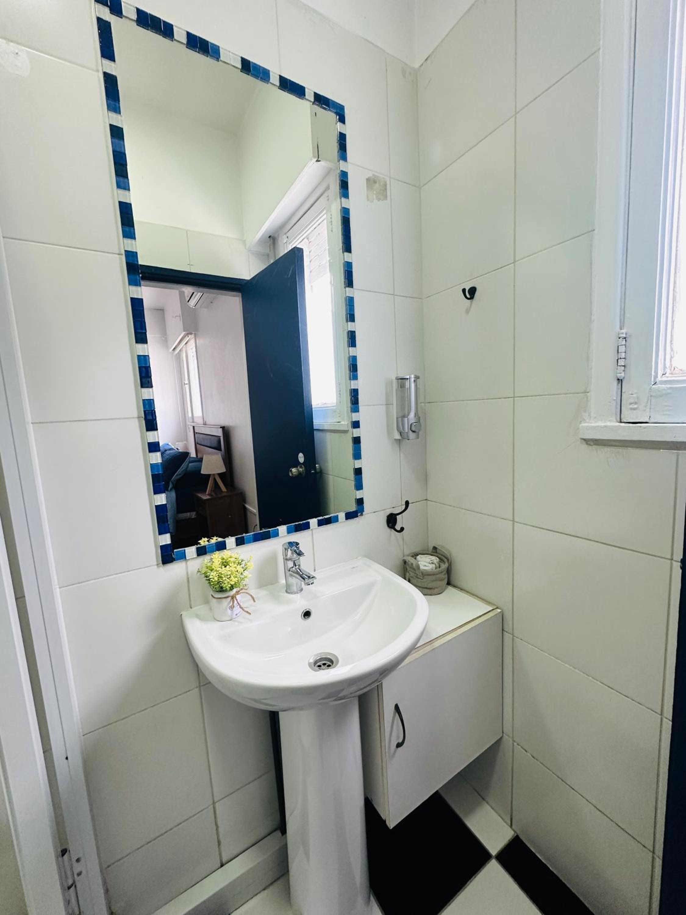 MAKTVB Europa - Hostal Boutique