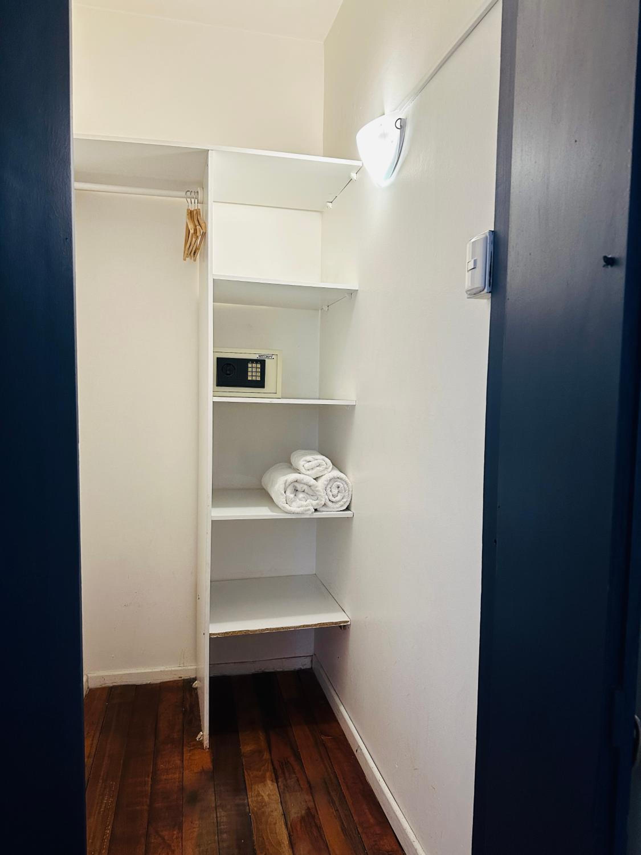 MAKTVB Europa - Hostal Boutique