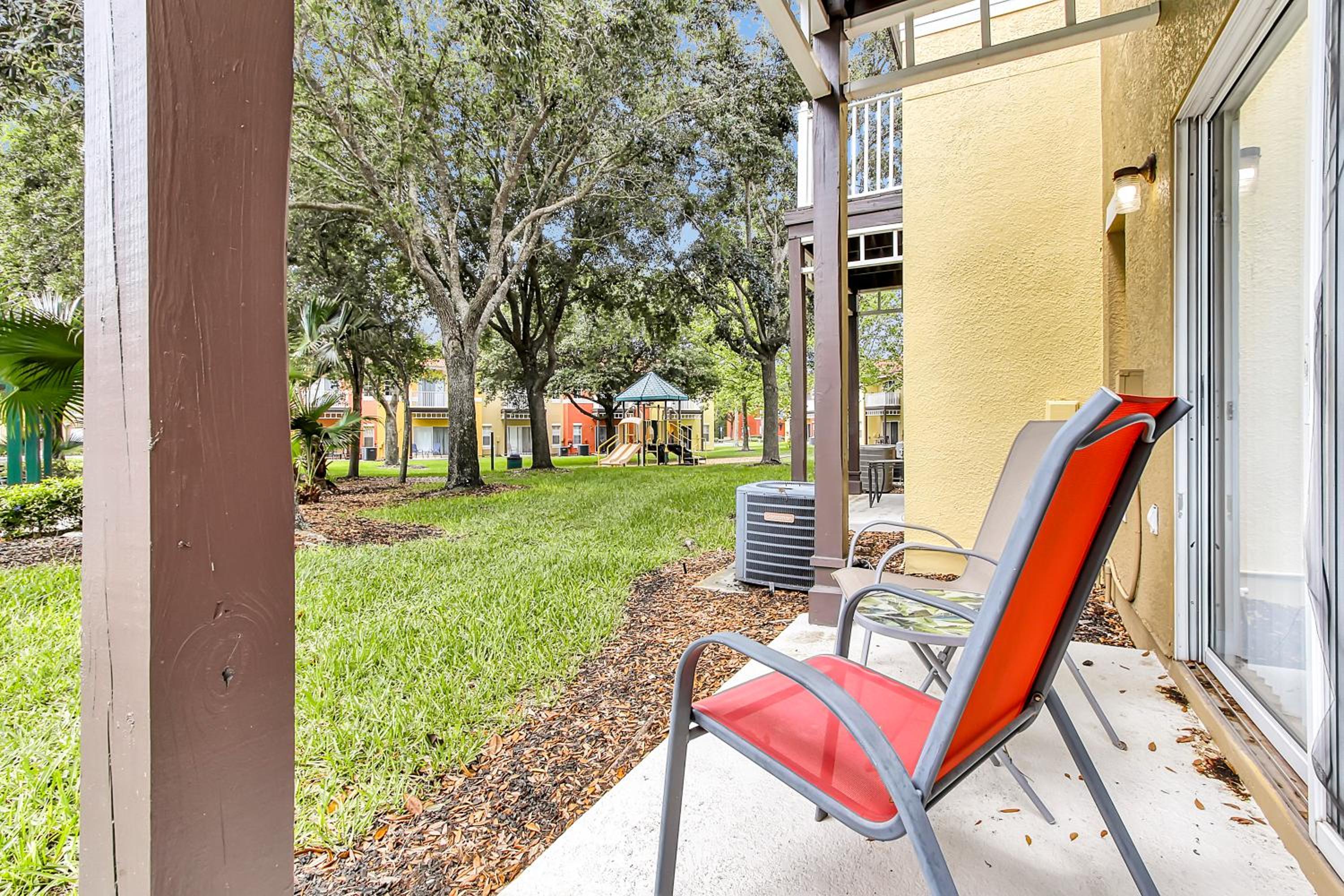 Emerald Delight 3 bed townhome near Disney view 4