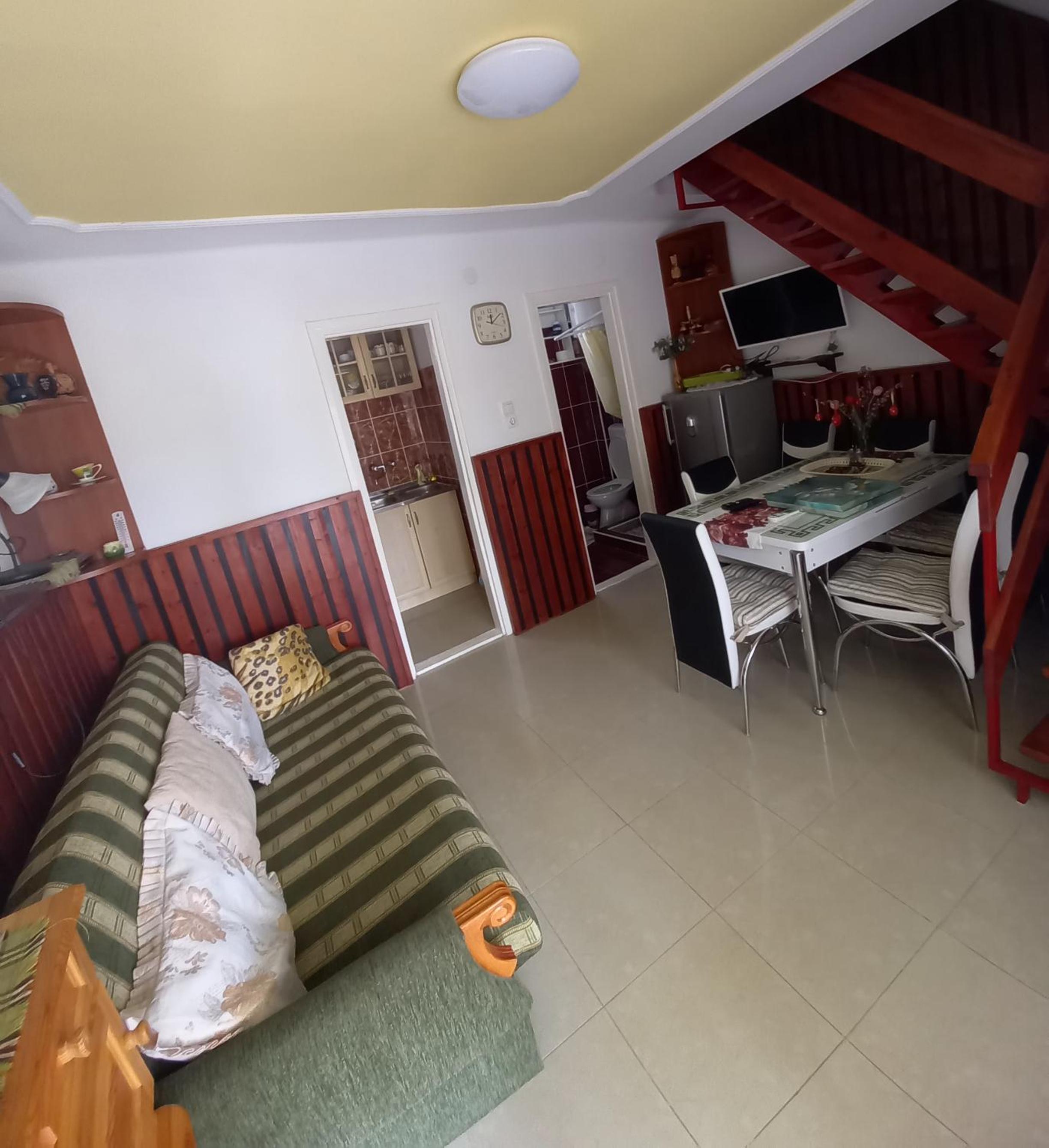 Barázda Apartman view 4