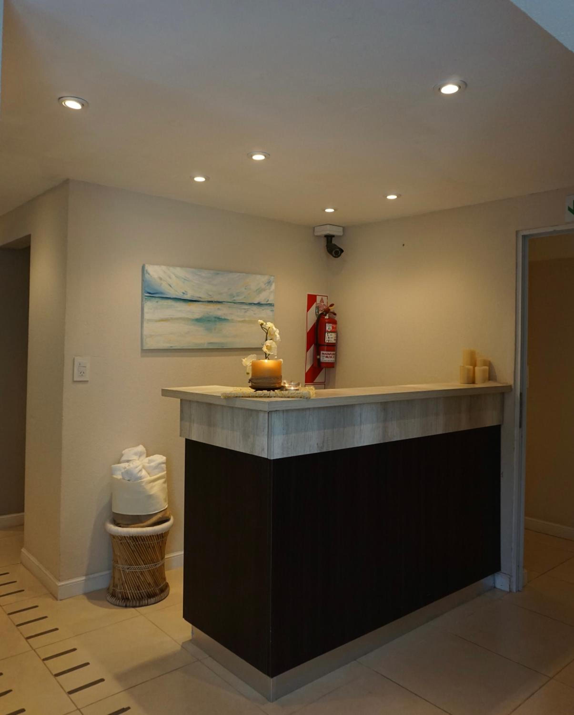 Aqualina Suites