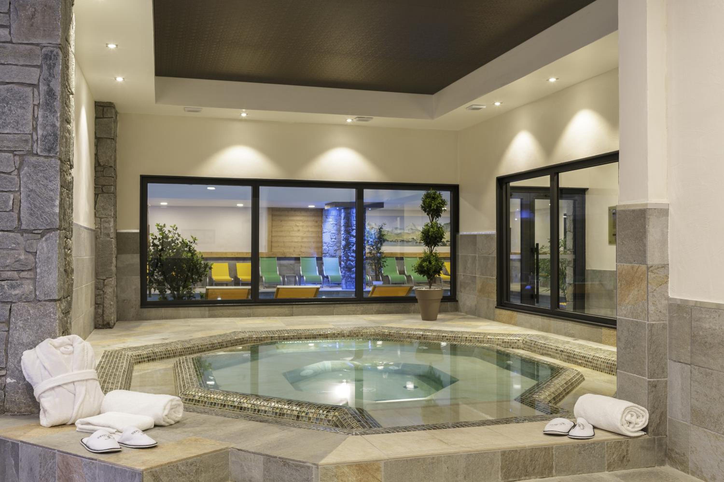 Jacuzzi