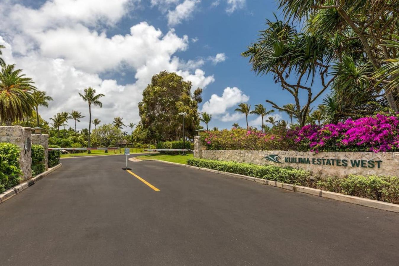 Location Location, By golf and beach