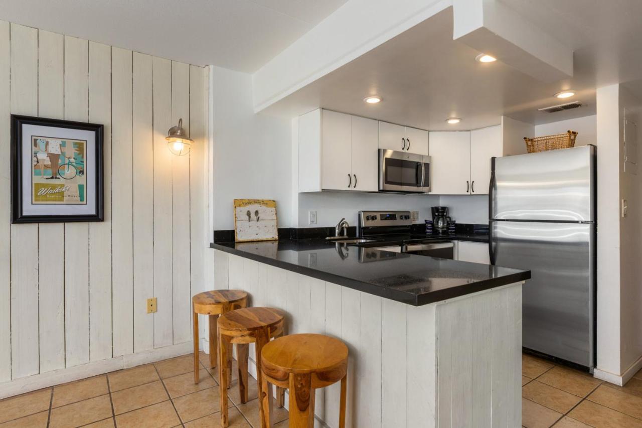 Ocean Front 1bd incredible view free wifi view 4