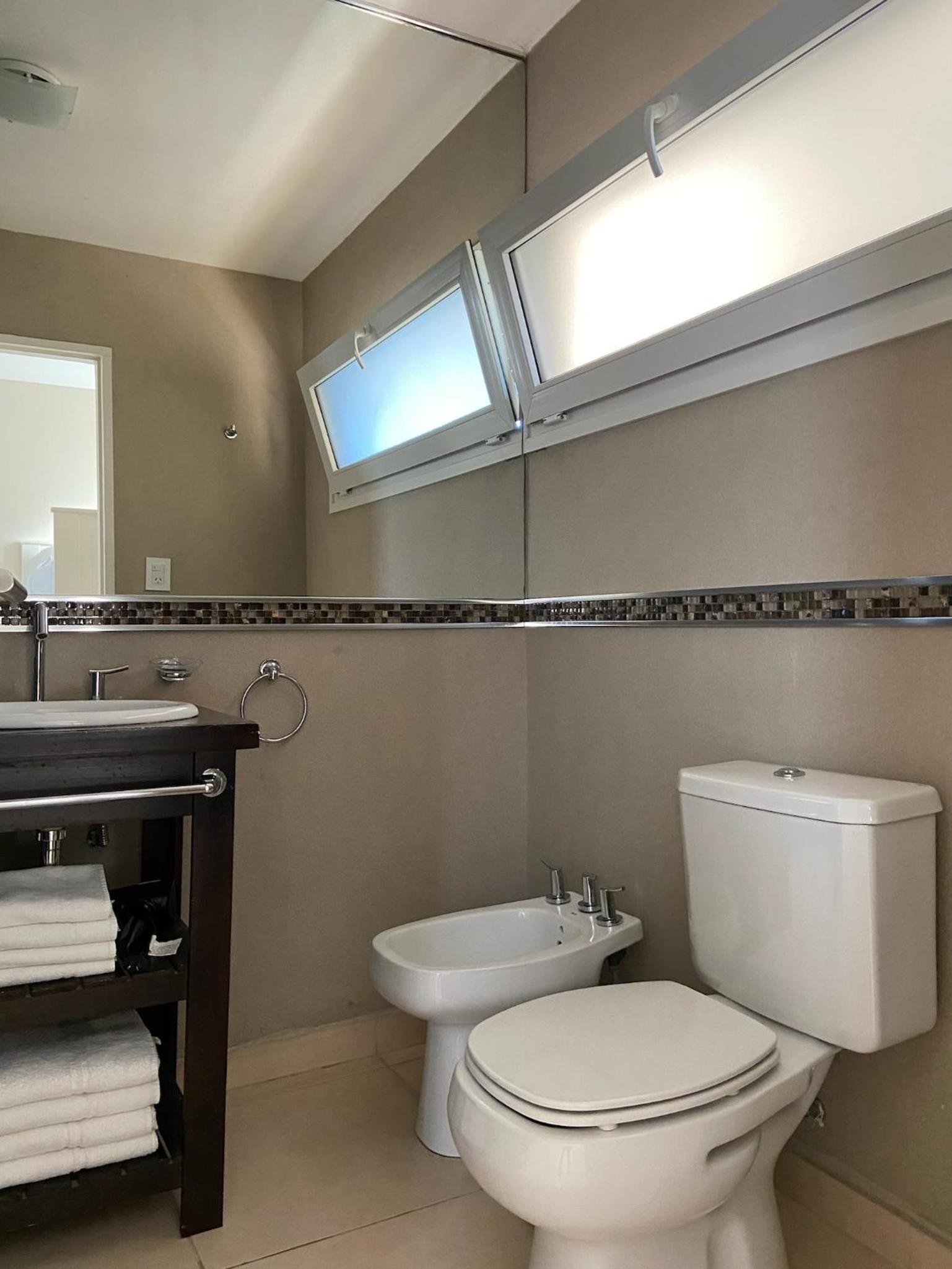 Aqualina Suites