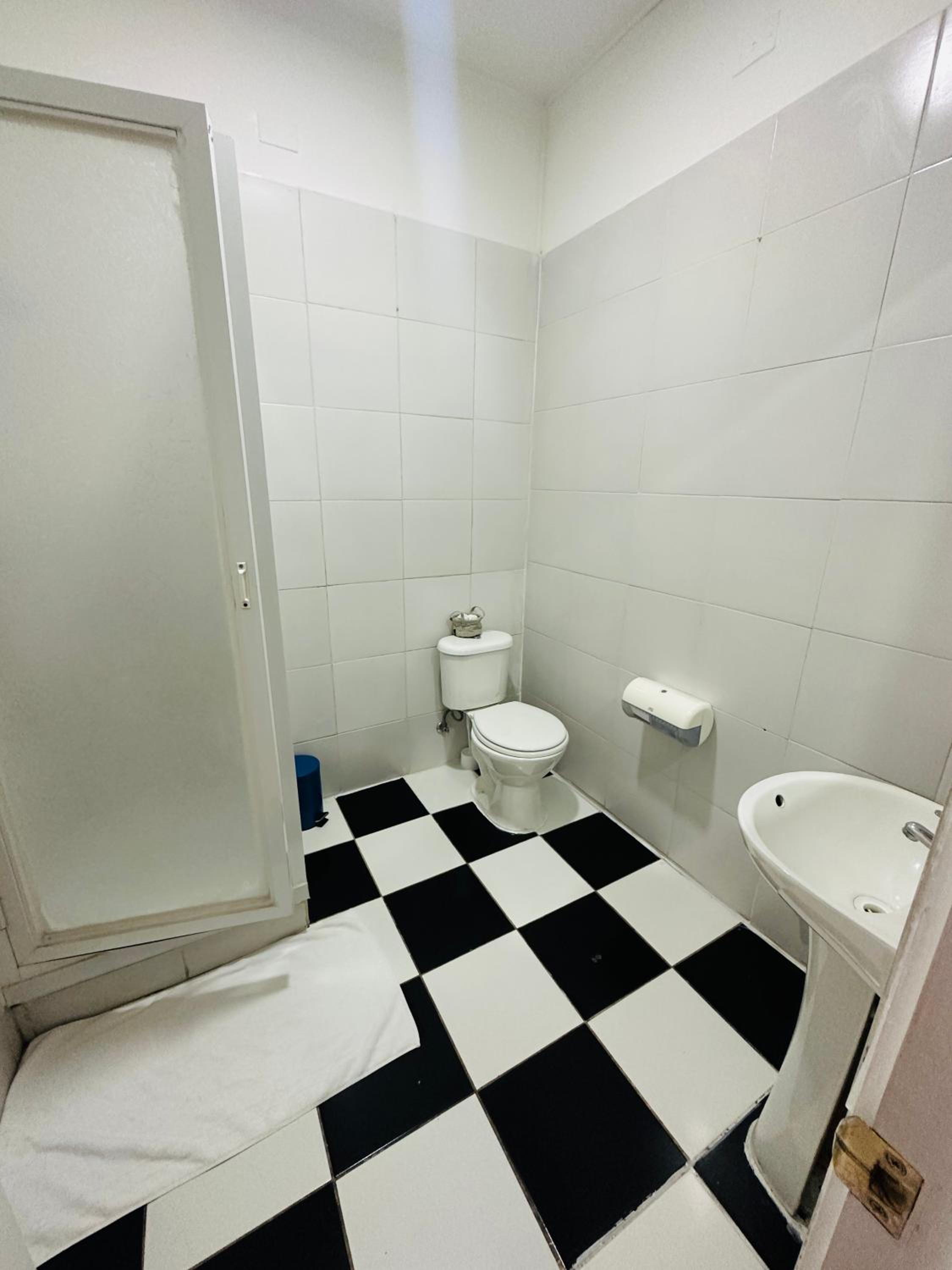 MAKTVB Europa - Hostal Boutique