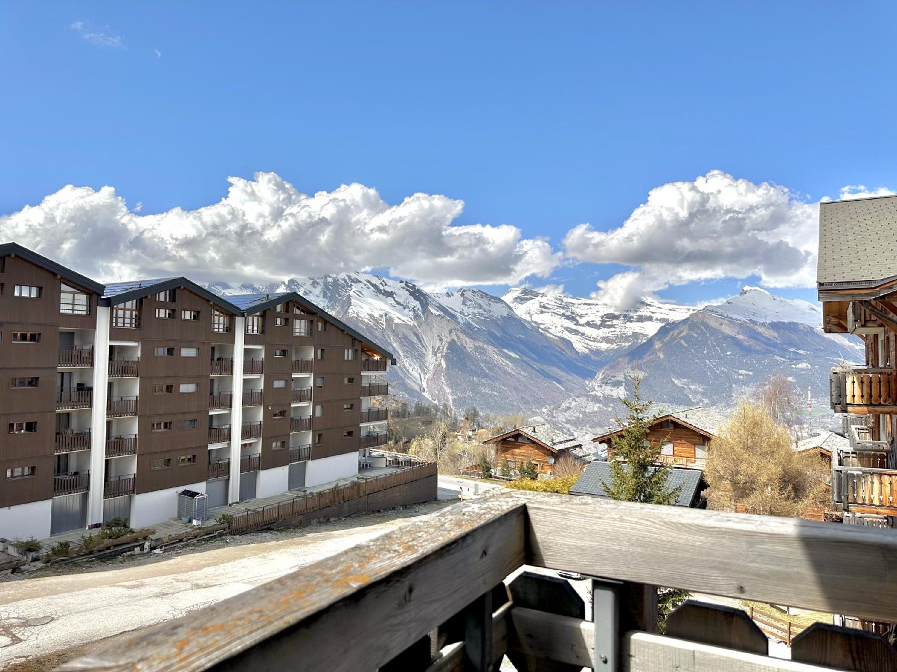 Le Rocher l Pied des pistes l By CosyHome