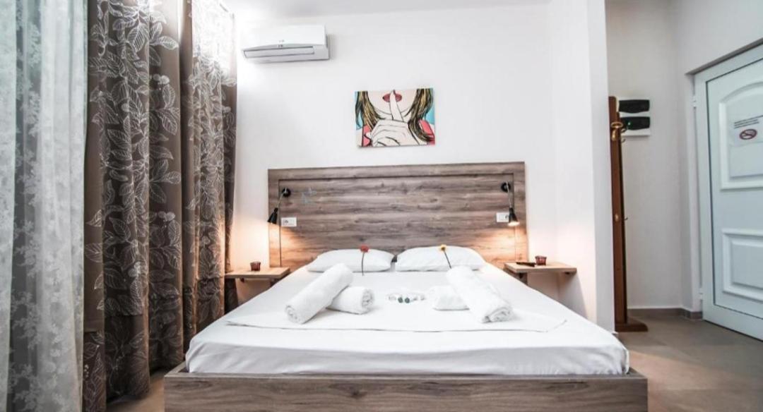 Summer Life Apartments