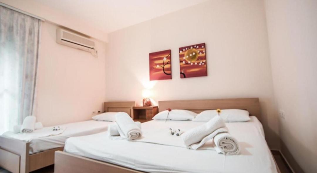 Summer Life Apartments