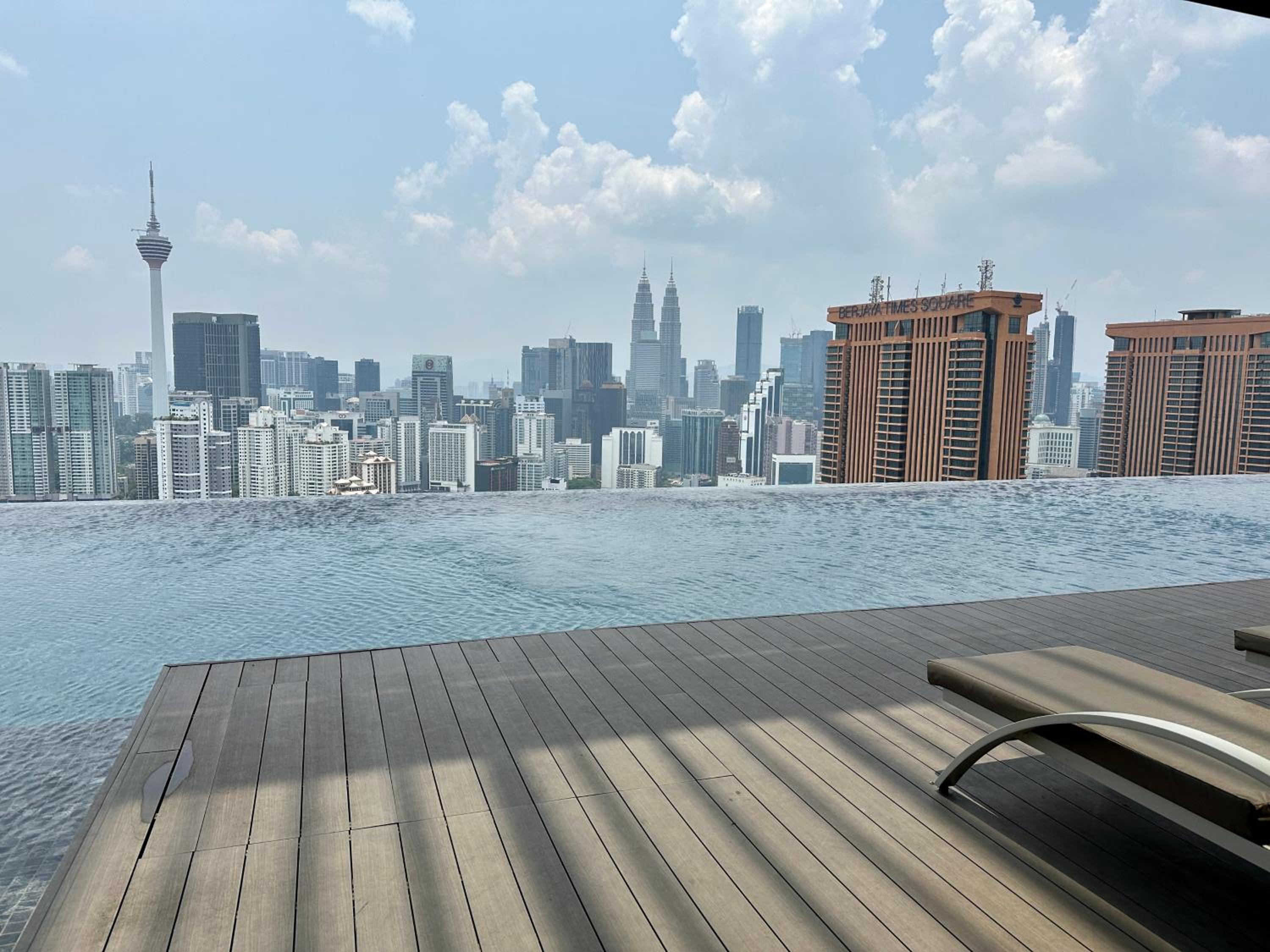 Lucentia residence T1