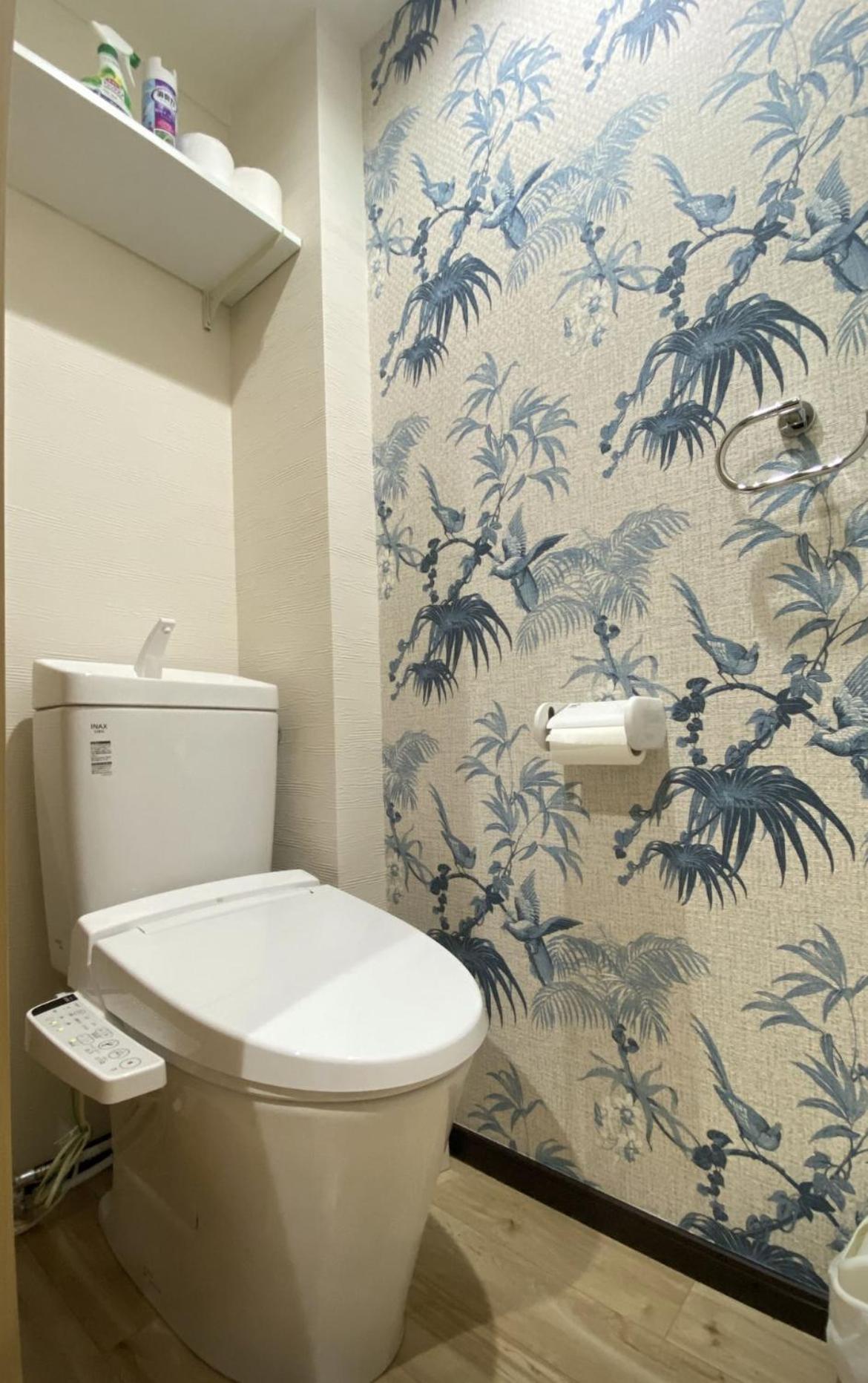 Osaka Family Villa with Free Parking near Namba